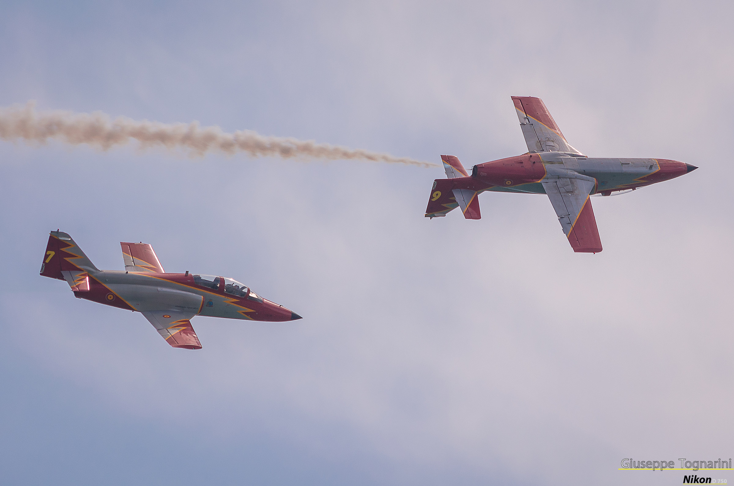 Spanish acrobatic patrol-mirror flight