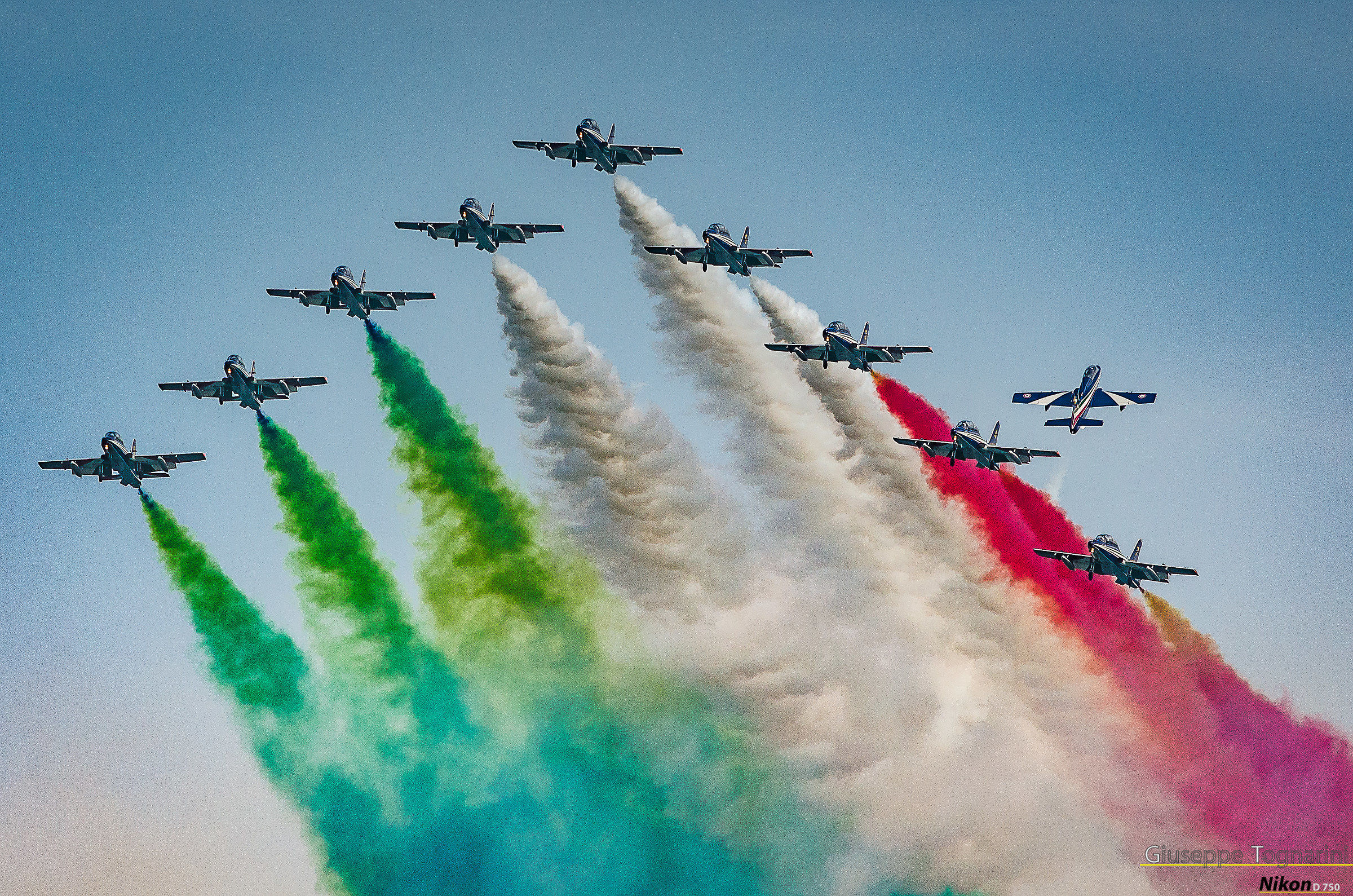 Italian acrobatic patrol-the arrows Tricolore