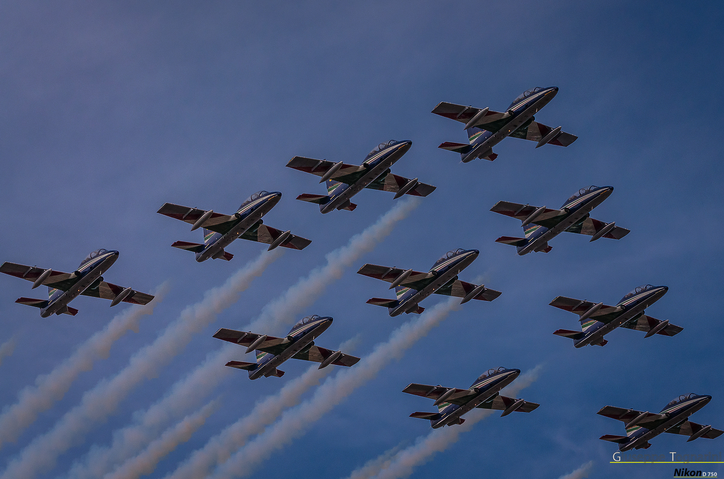 Here come our-the Tricolor arrows