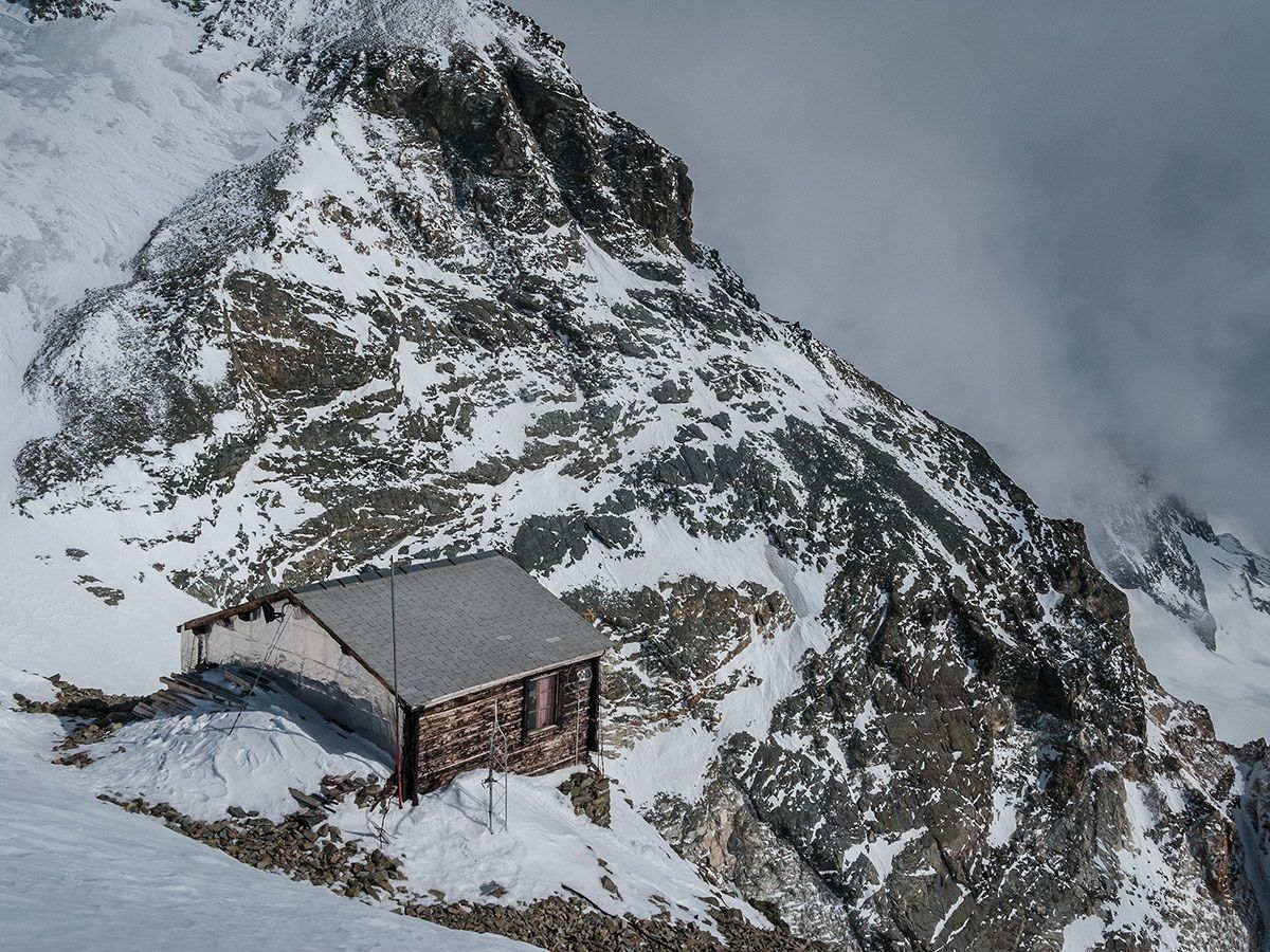 and below .. the vacuum