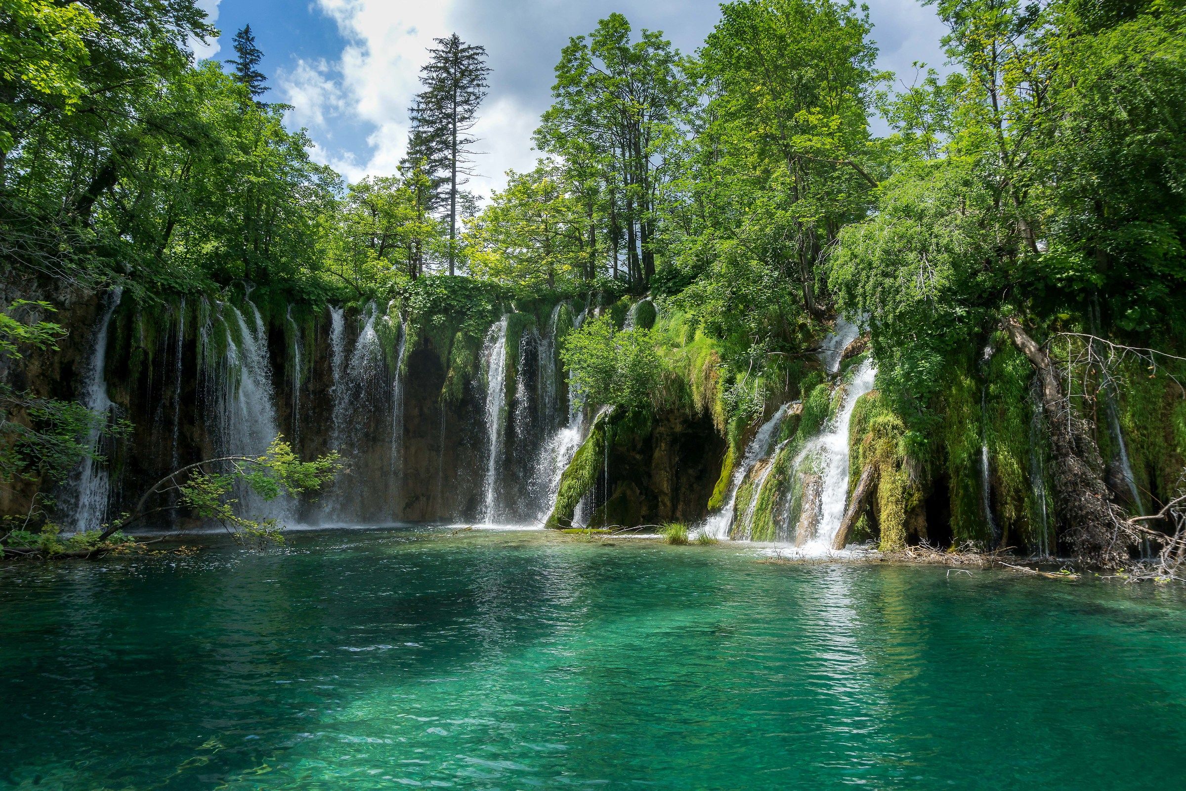 Plitvice , inno alla natura