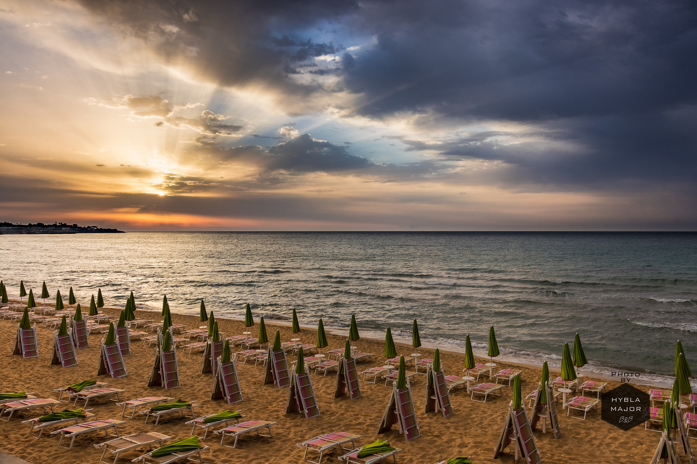 Apriamo gli ombrelli o gli ombrelloni ?