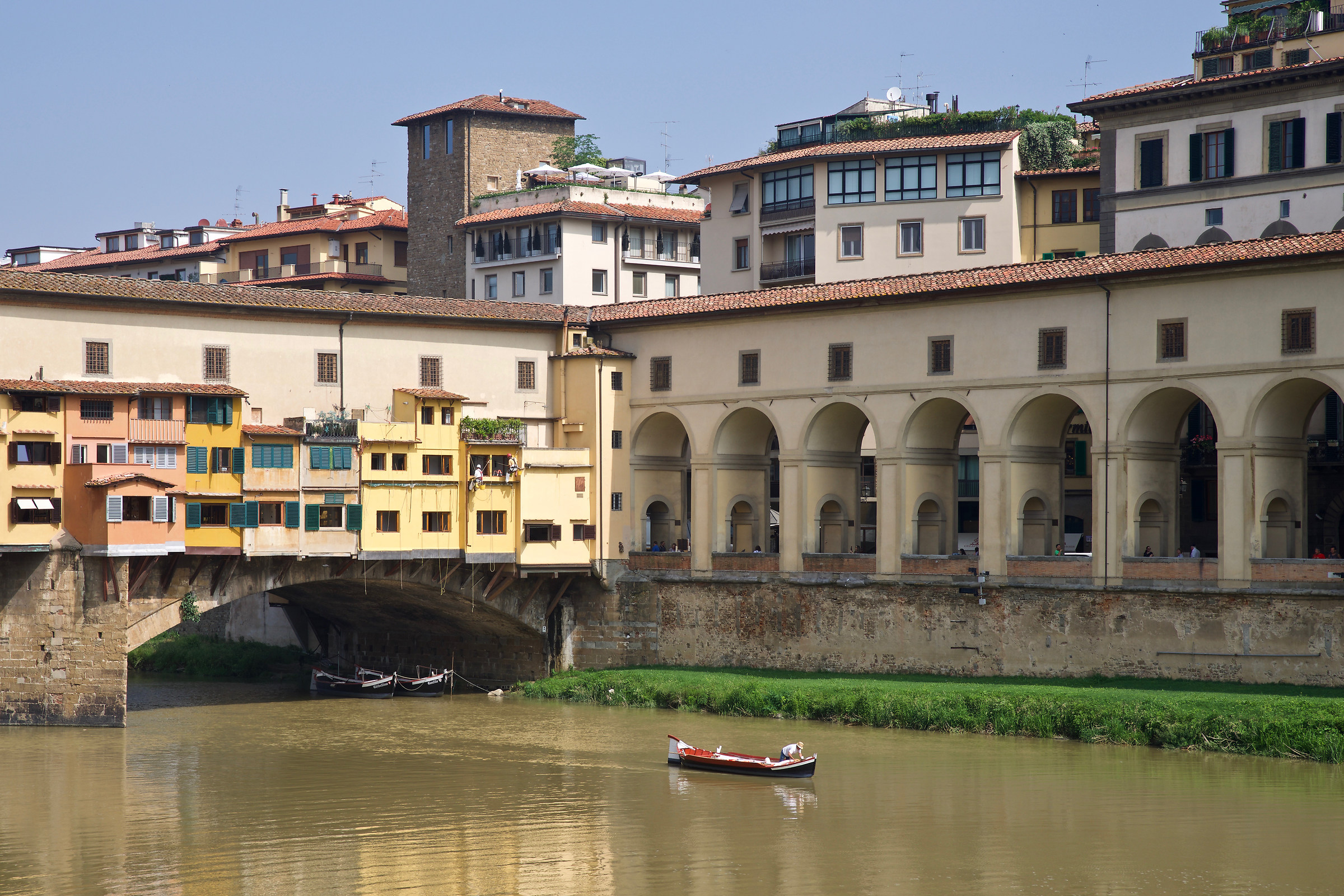 ... maremma mi è cascato il cell. in Arno