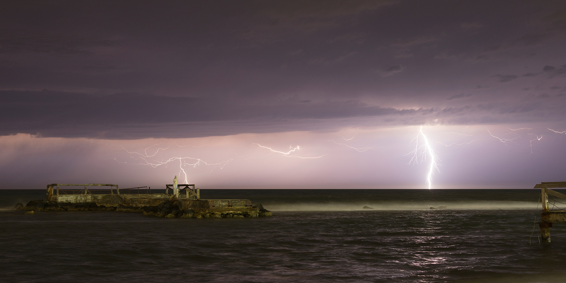 Lightning on the pontoon