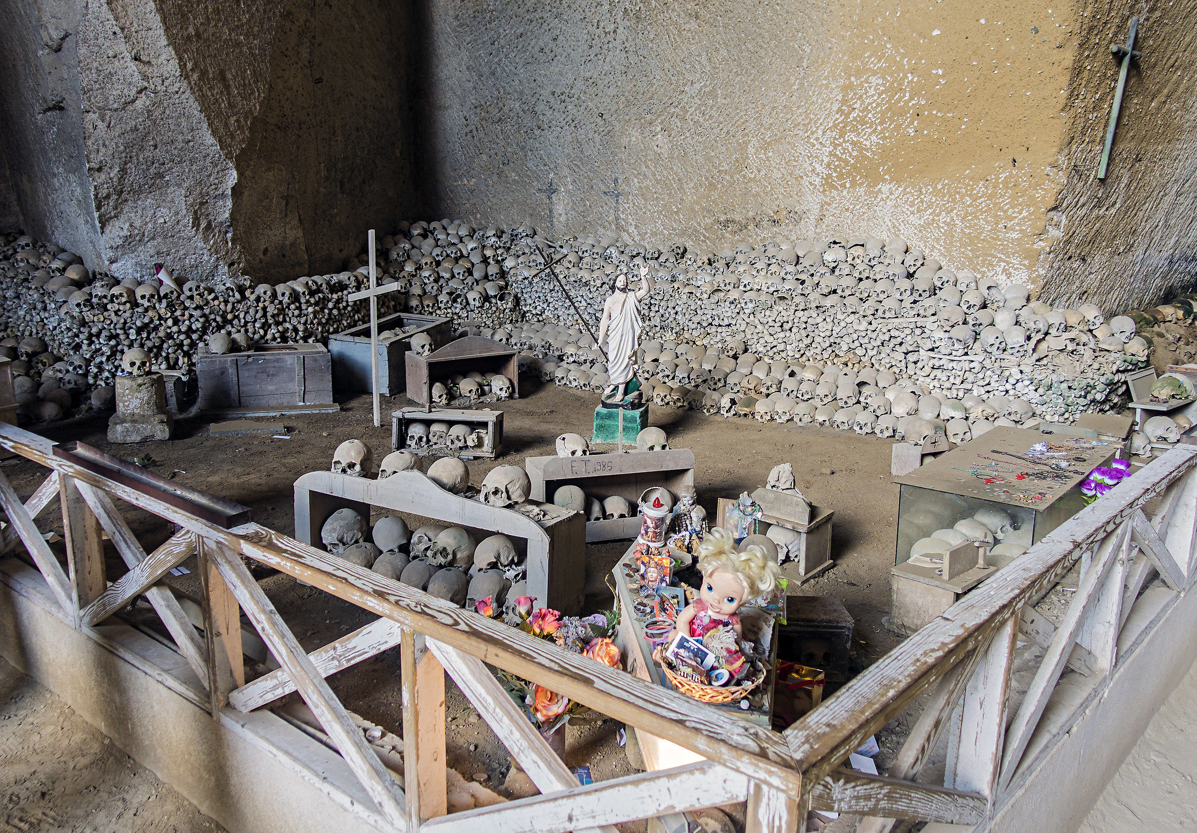 Cimitero delle Fontanelle (rione Sanità, Napoli)