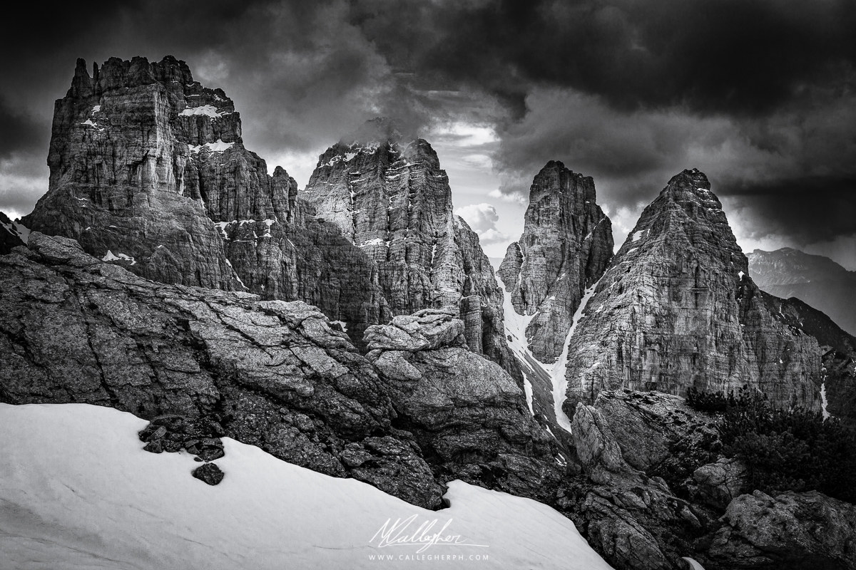 Dolomiti tenebrose