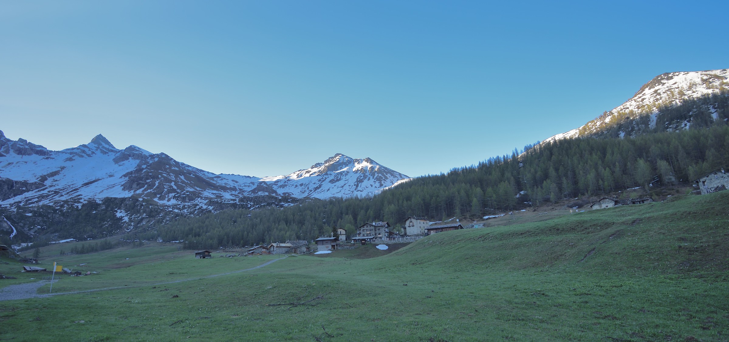 The laver with the tiny of Cheneil