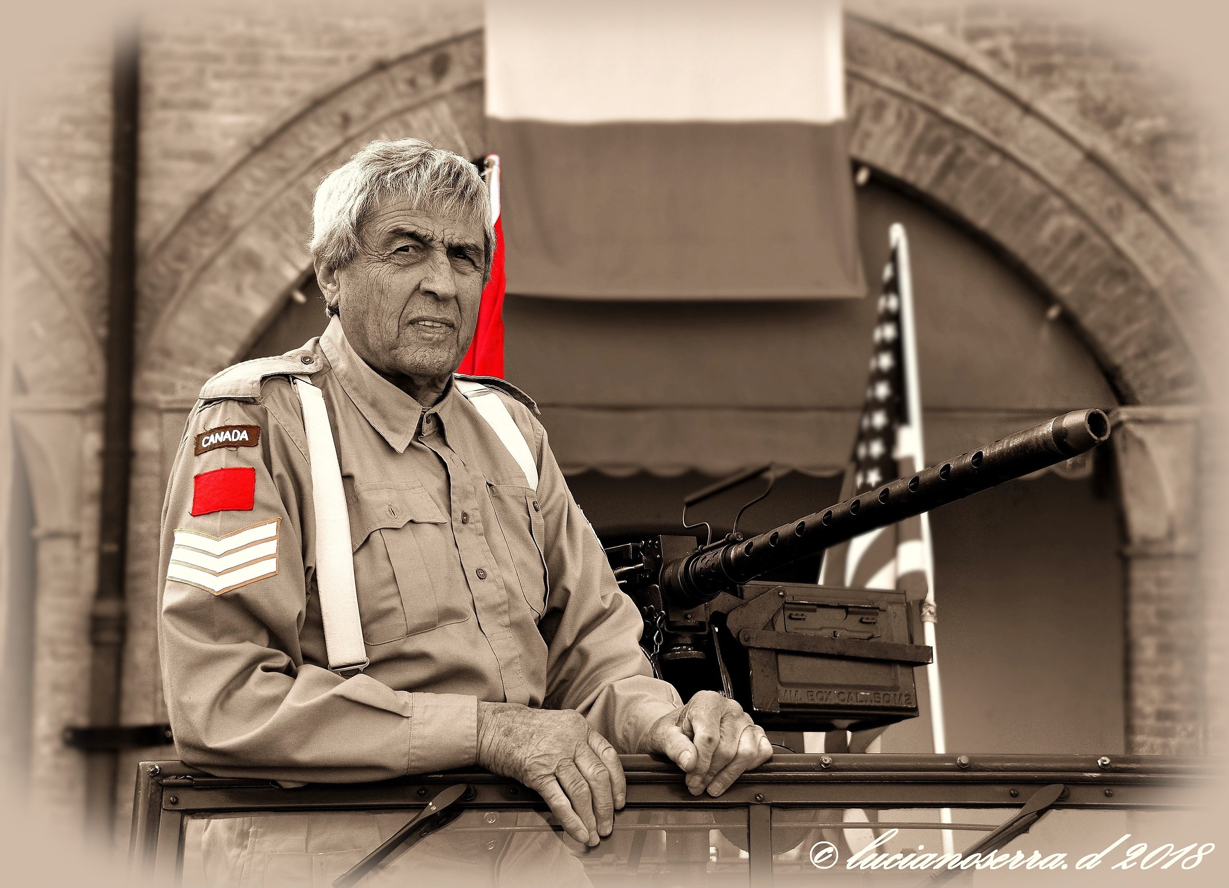 Figurante con divisa militare della II Guerra Mondiale