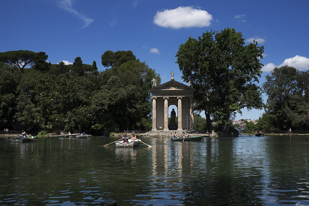 Tempio Esculapio a Villa Borghese