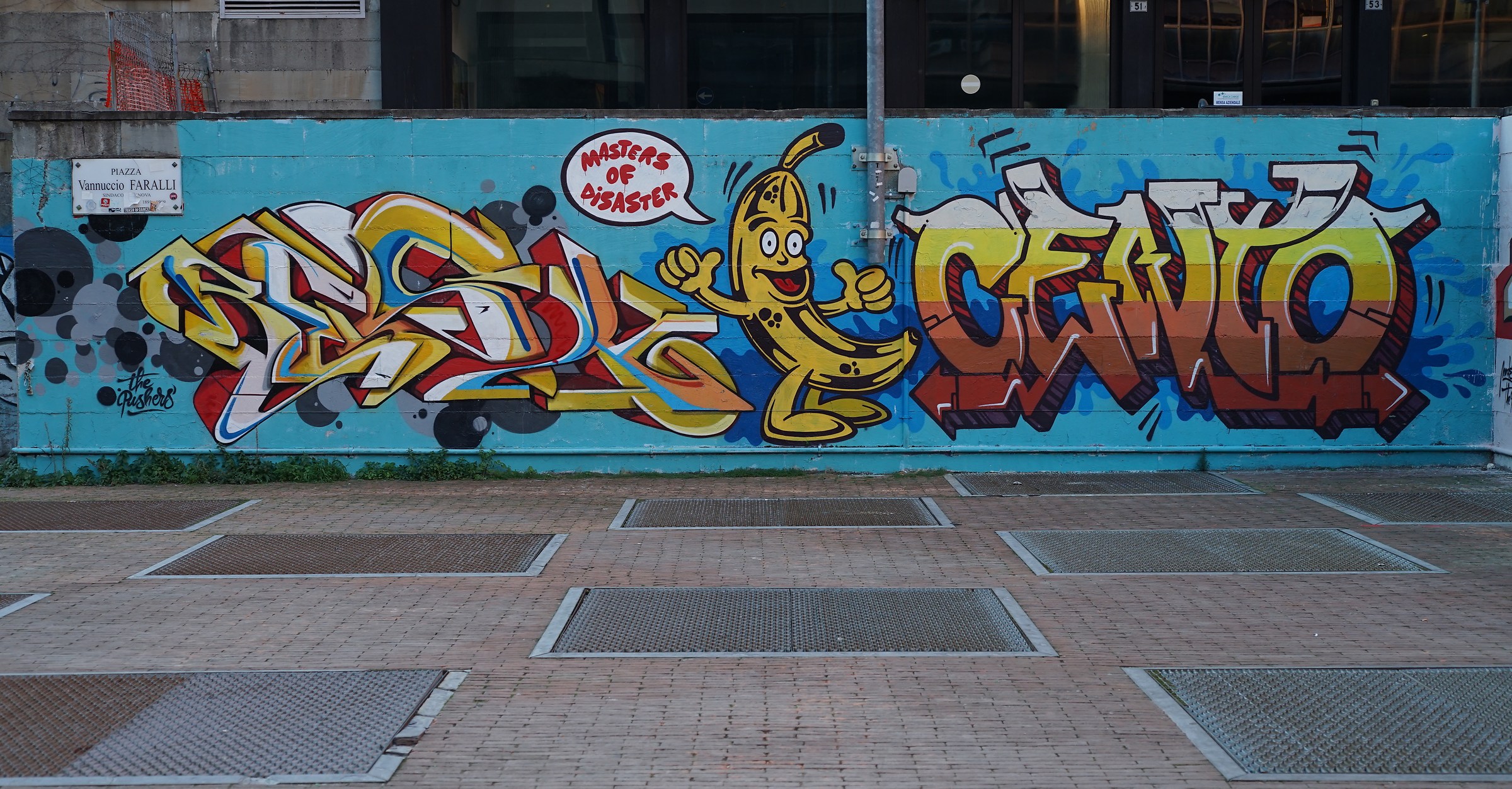 Piazza Faralli (Potenze di 10 - prima)