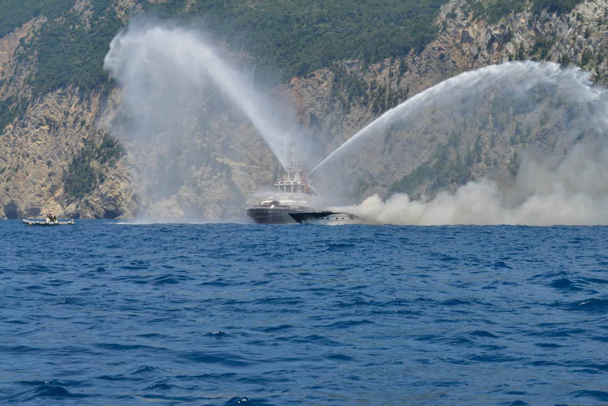 incendio a bordo- Portovenere