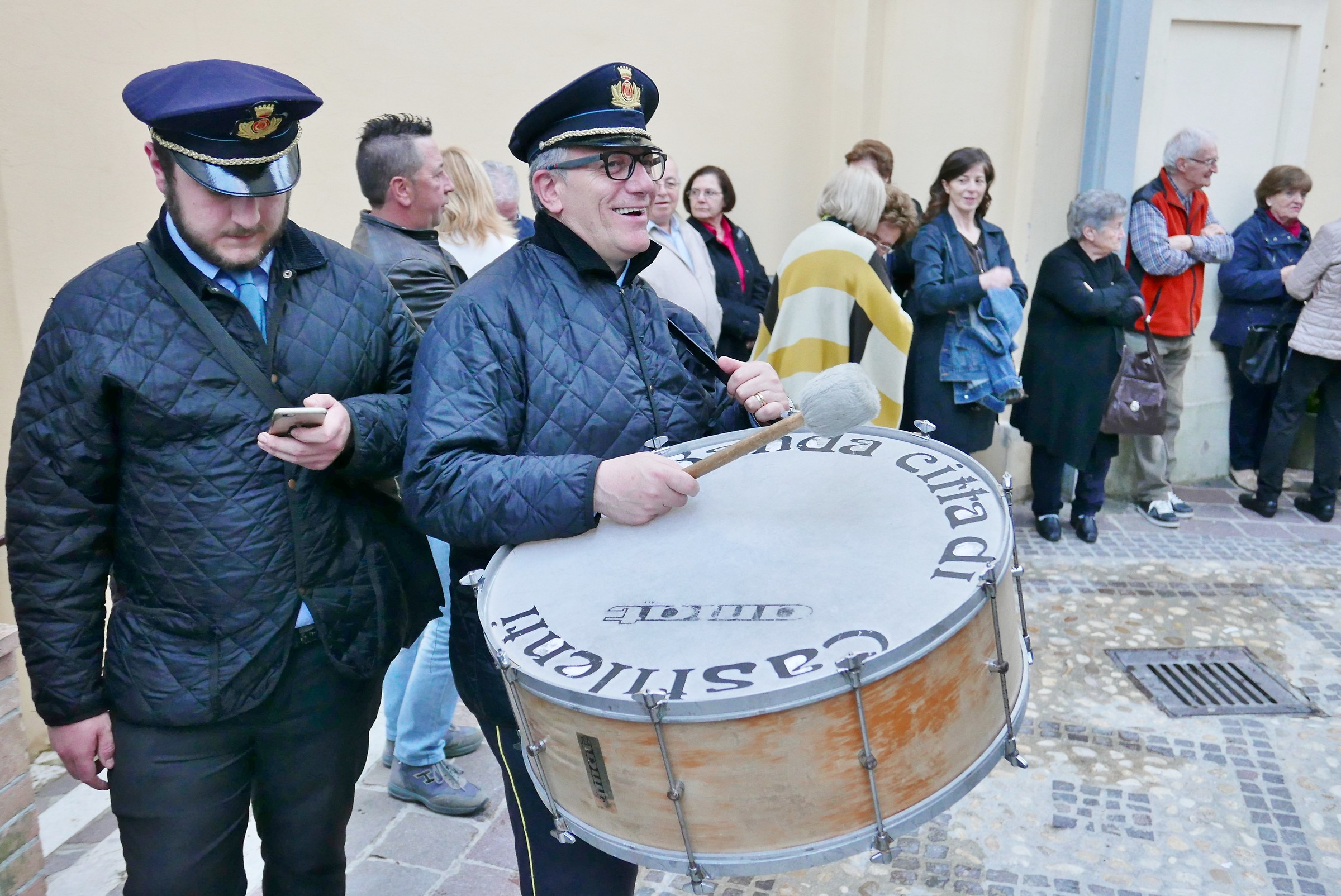 Sono Giacomo e suono il tamburo! Azz!