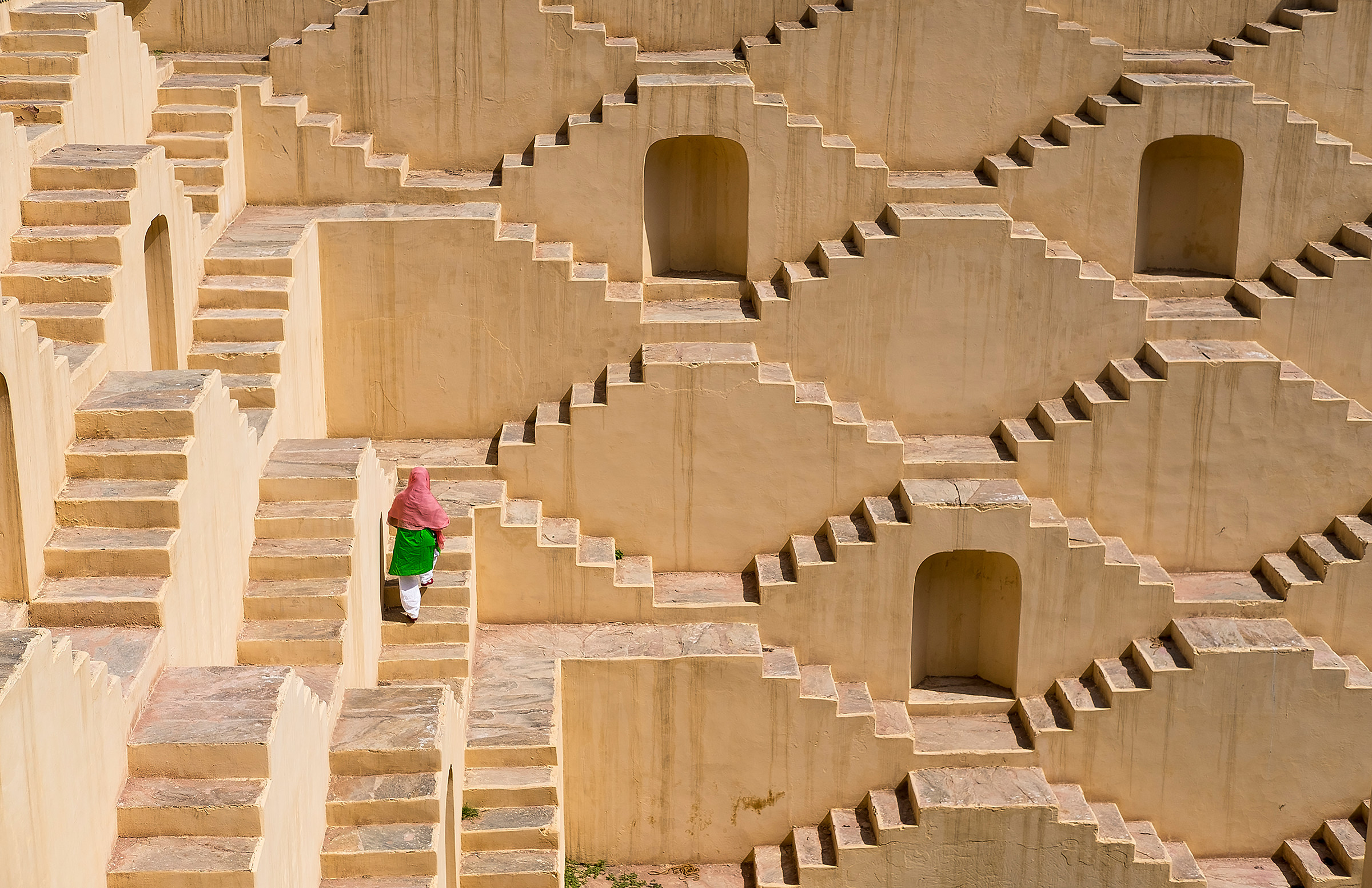 Panna Meena ka Kund, India