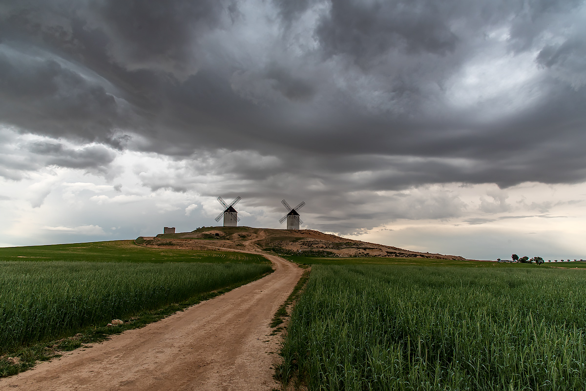 Thunderstorm on the mills of TEMBLEUQE