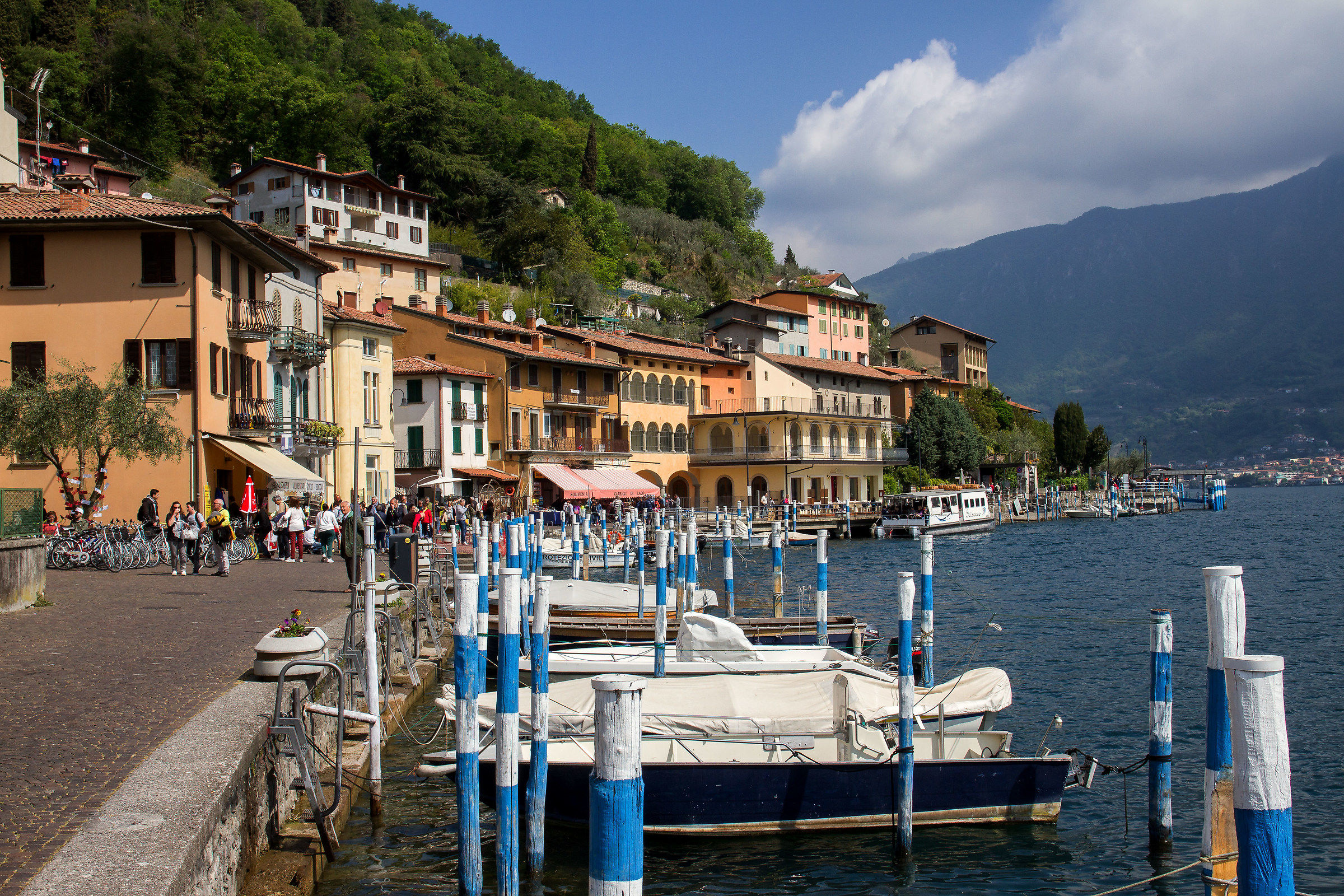 Montisola, in the footsteps of the Baron and the Duke