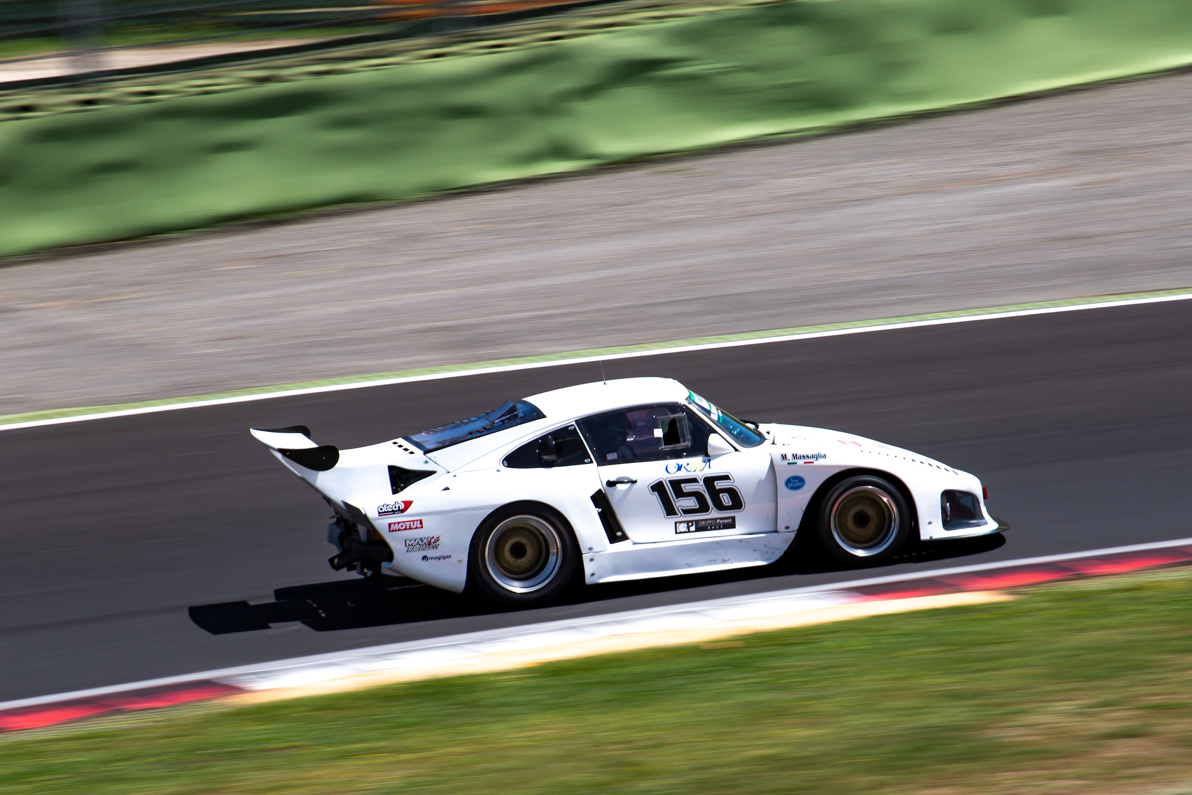 300km Historical cars