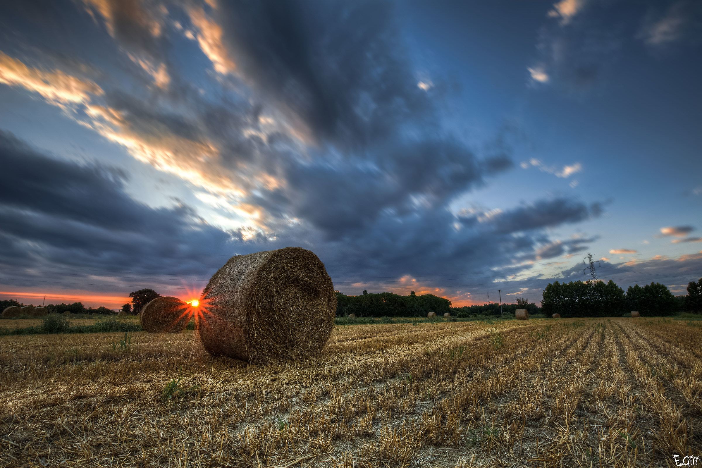 Balle di Fieno al tramonto 1