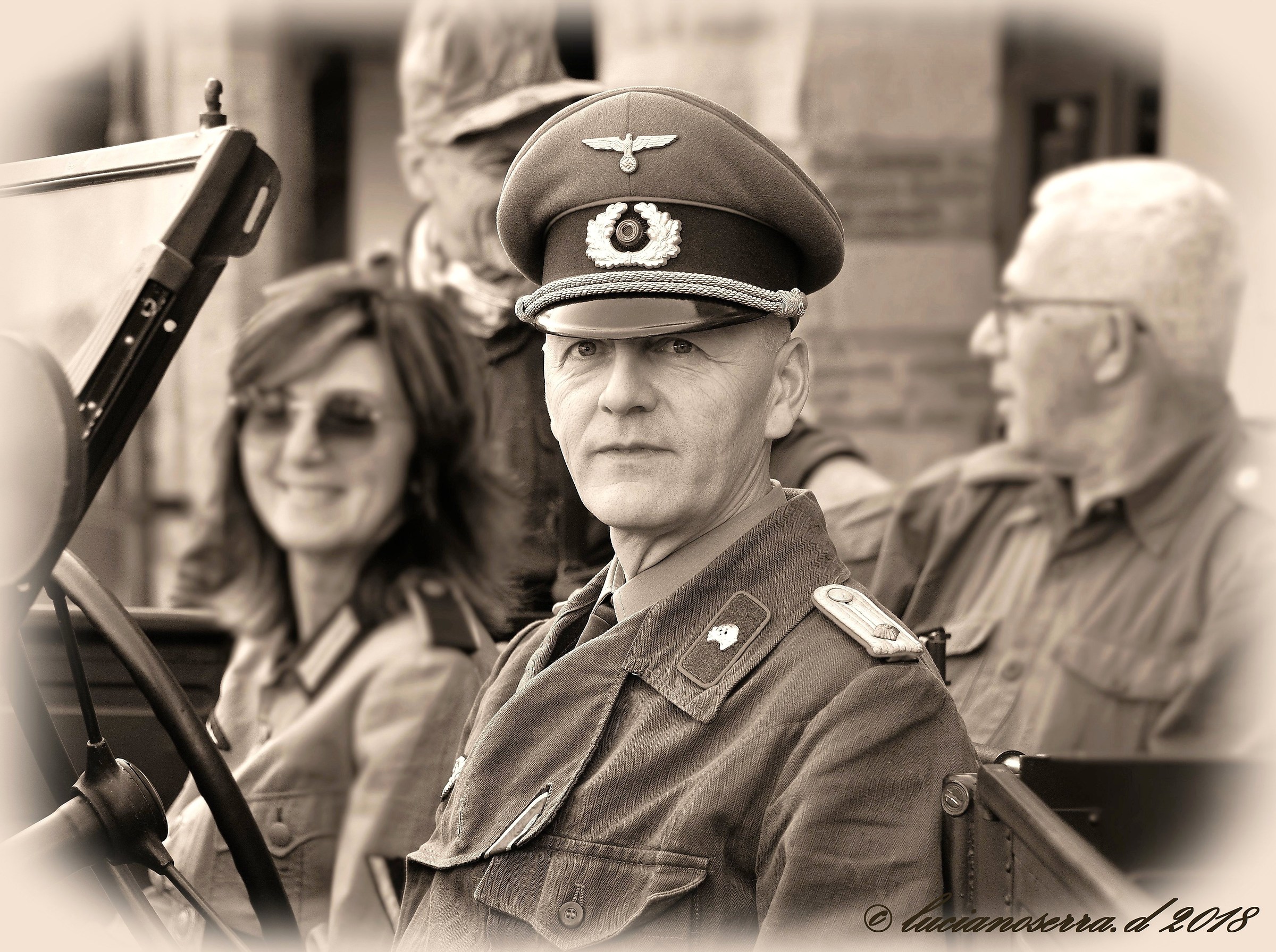 Figurante con divisa militare della II Guerra Mondiale