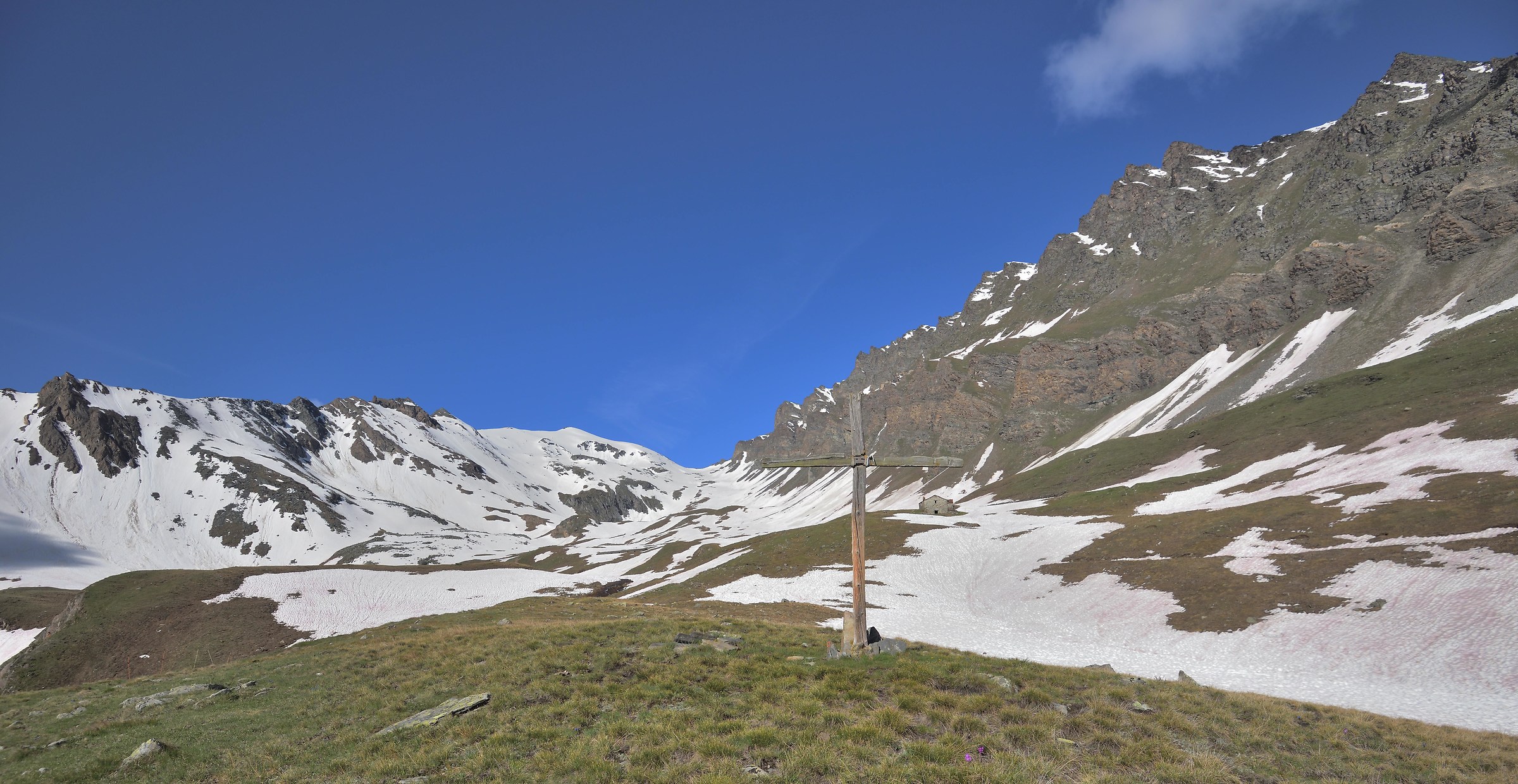 We are almost at the bottom lake of Djouan