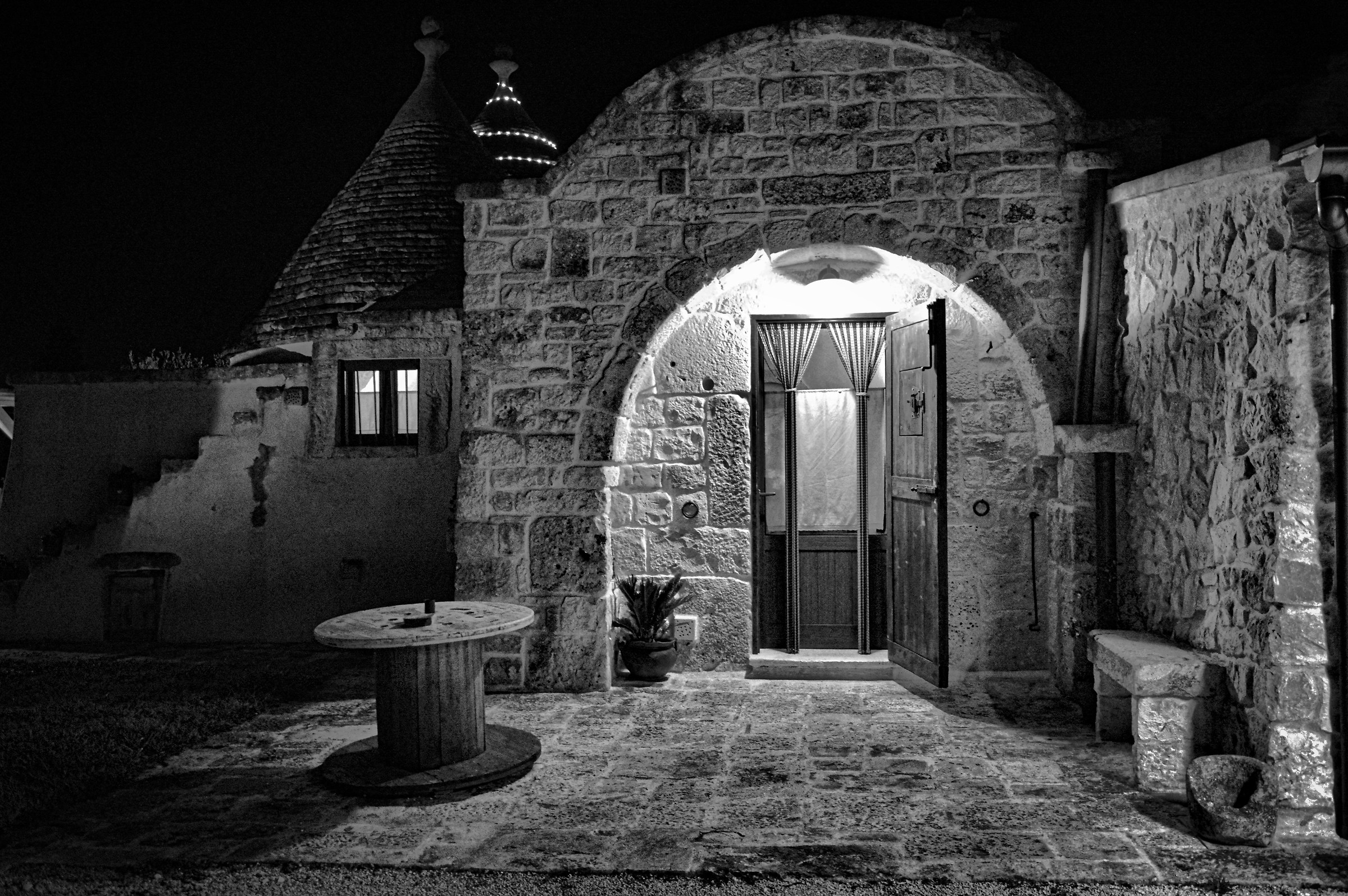 Trullo B&W