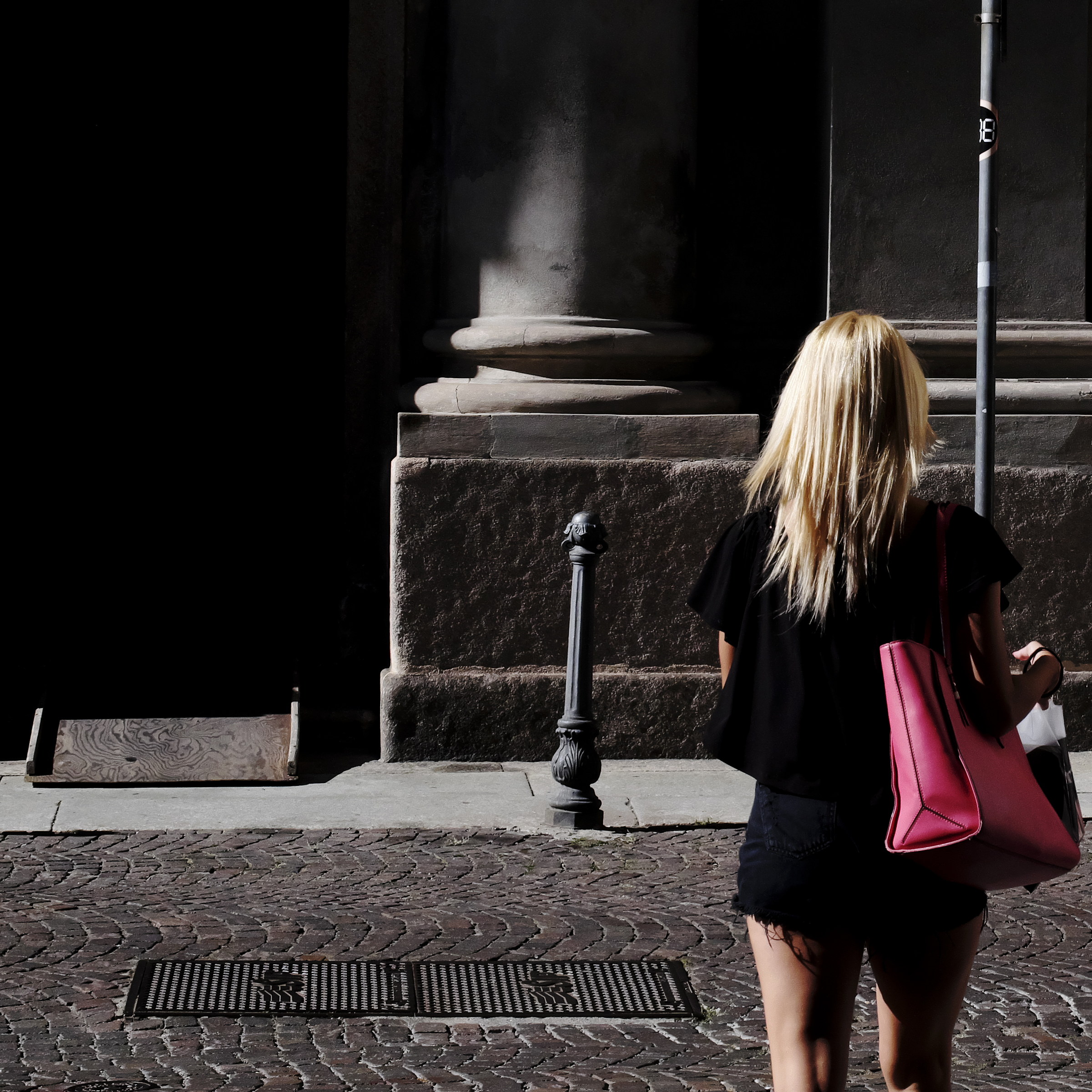 Transitoriousness and lightness