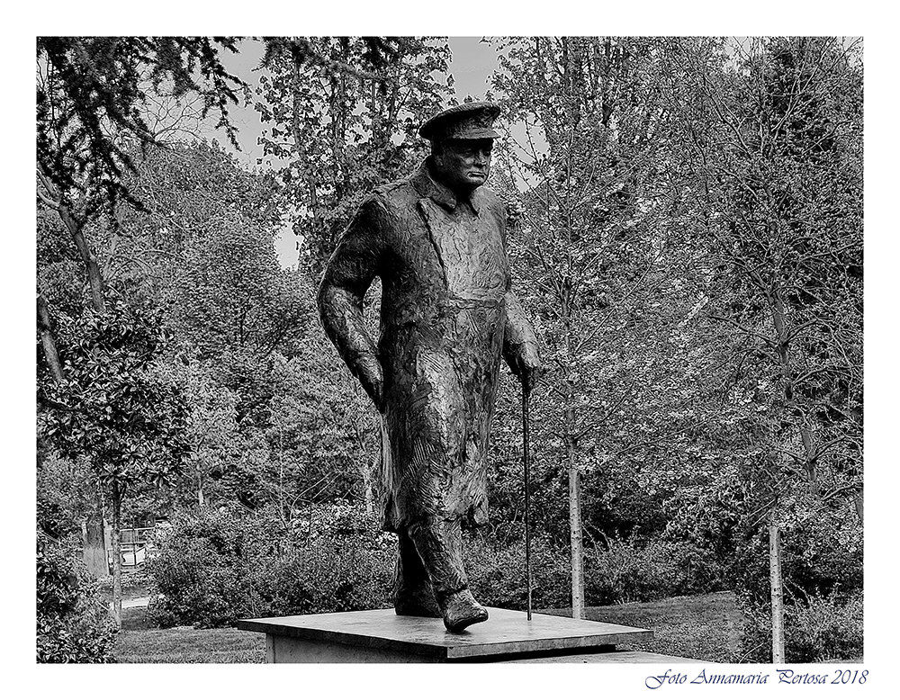 Winston Churchill in Paris