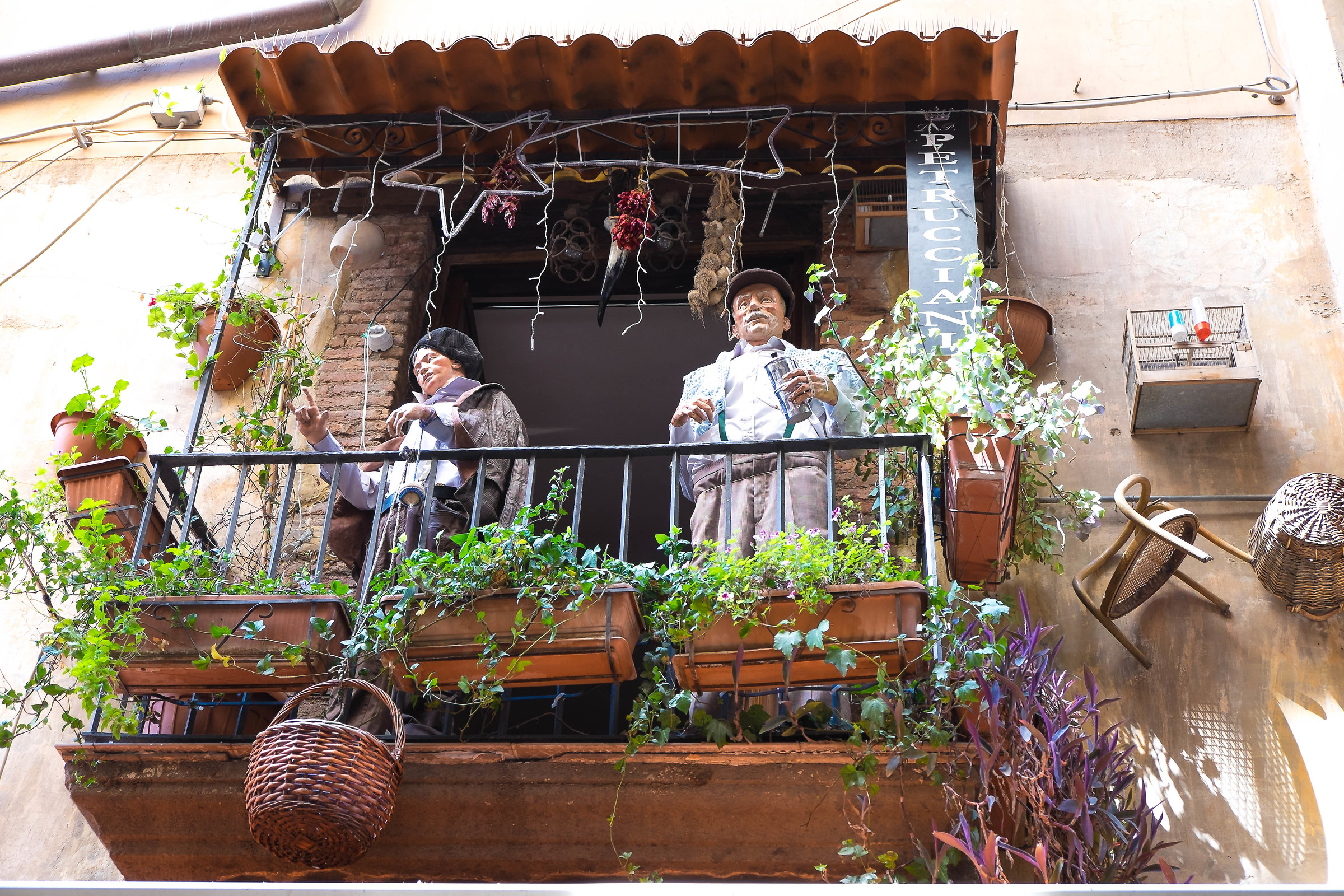 "A vulite na bella tazzulella 'e cafè"