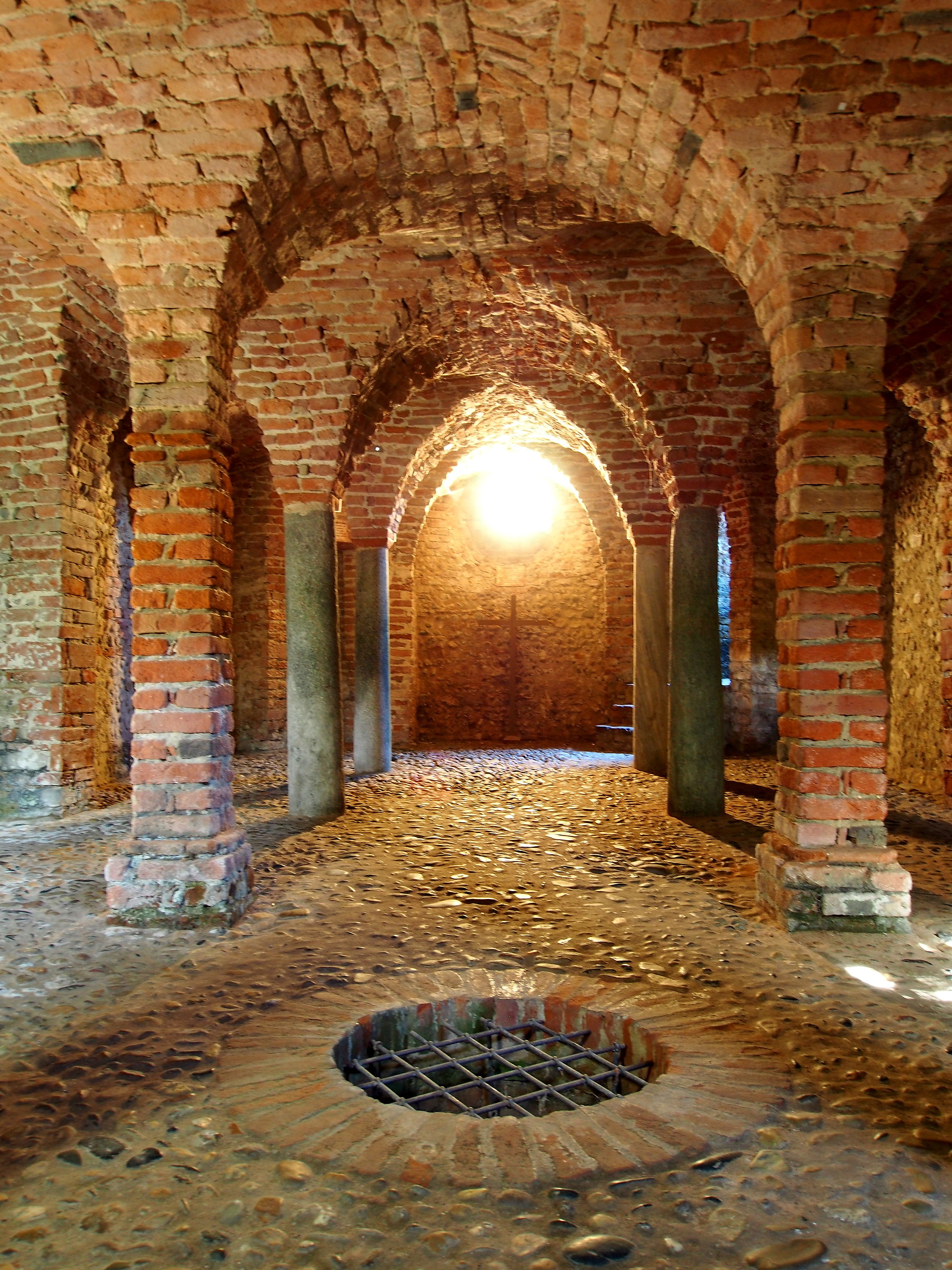 Cripta dell'Abbazia di Breme