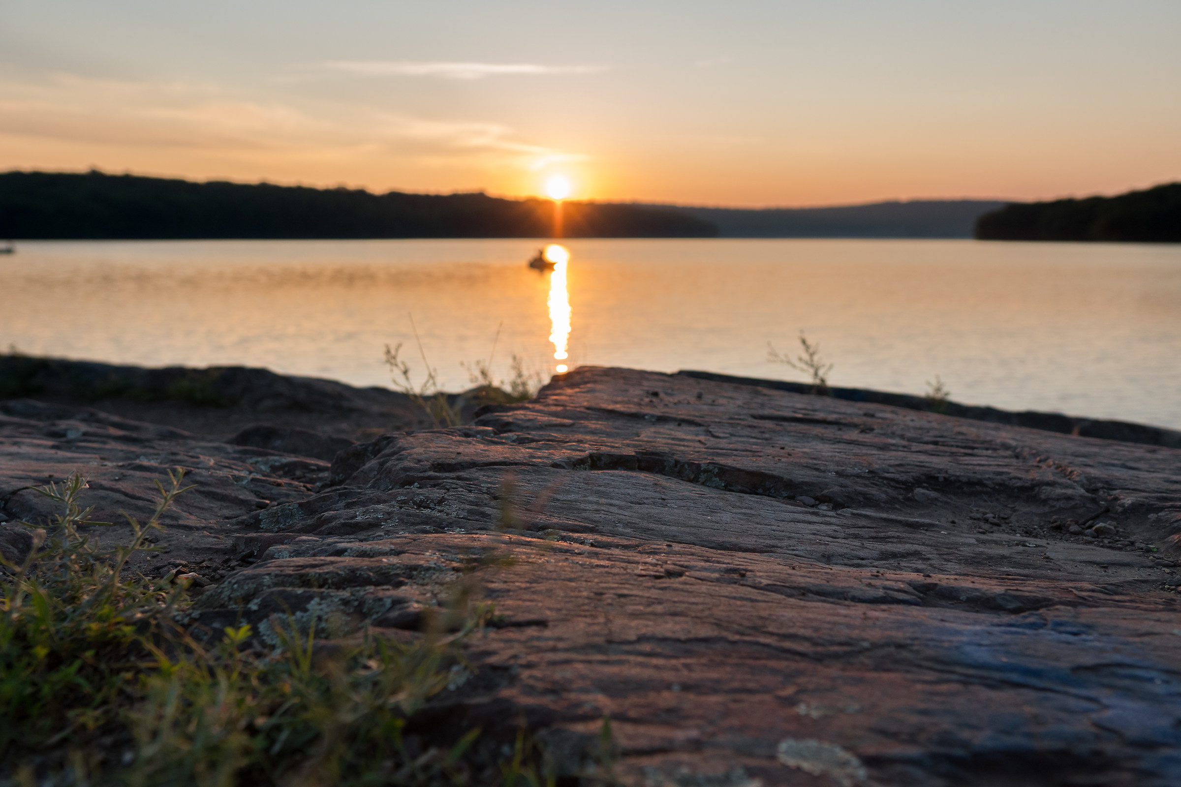 Tramonto sulle rocce 2