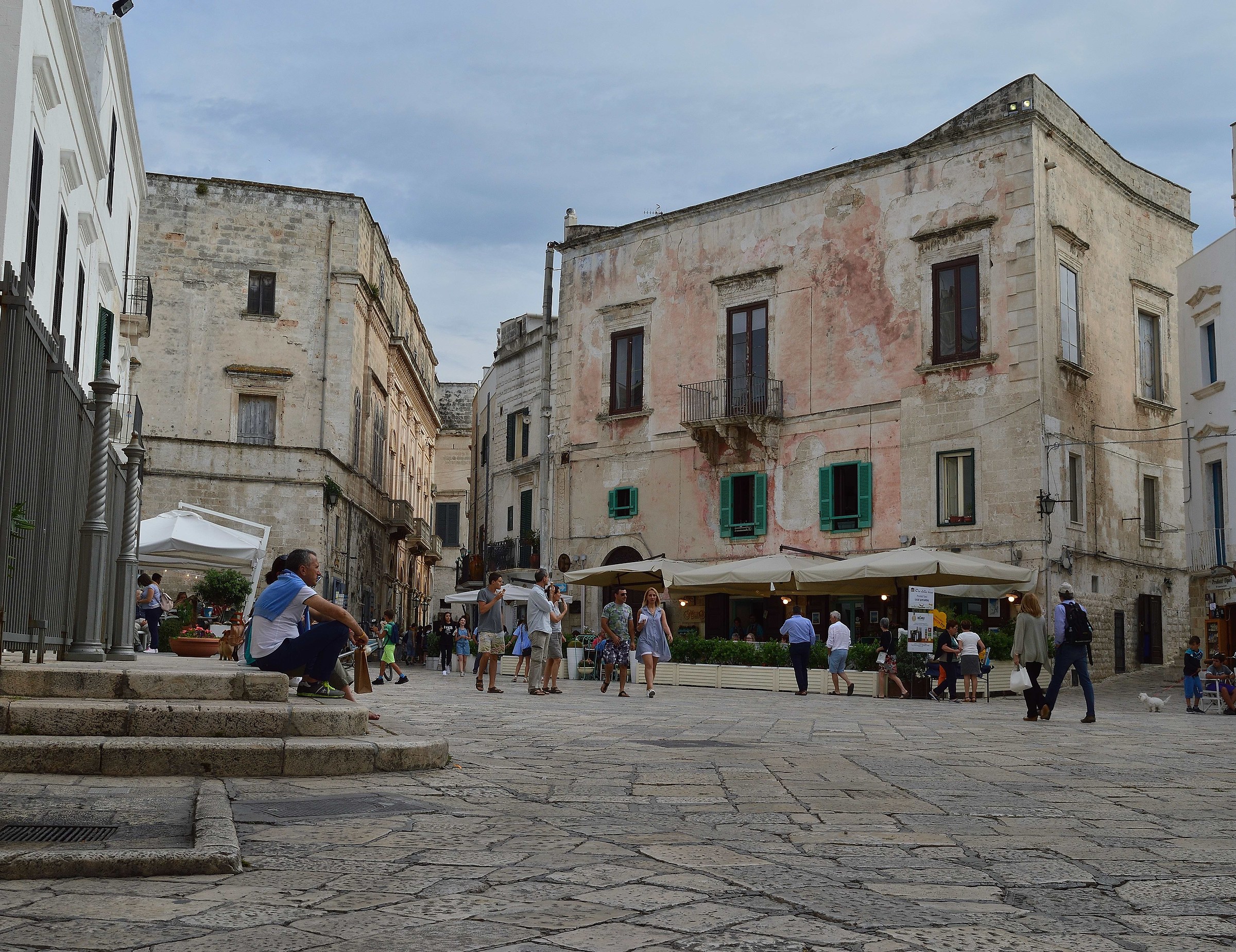 La piazza e i suoi colori