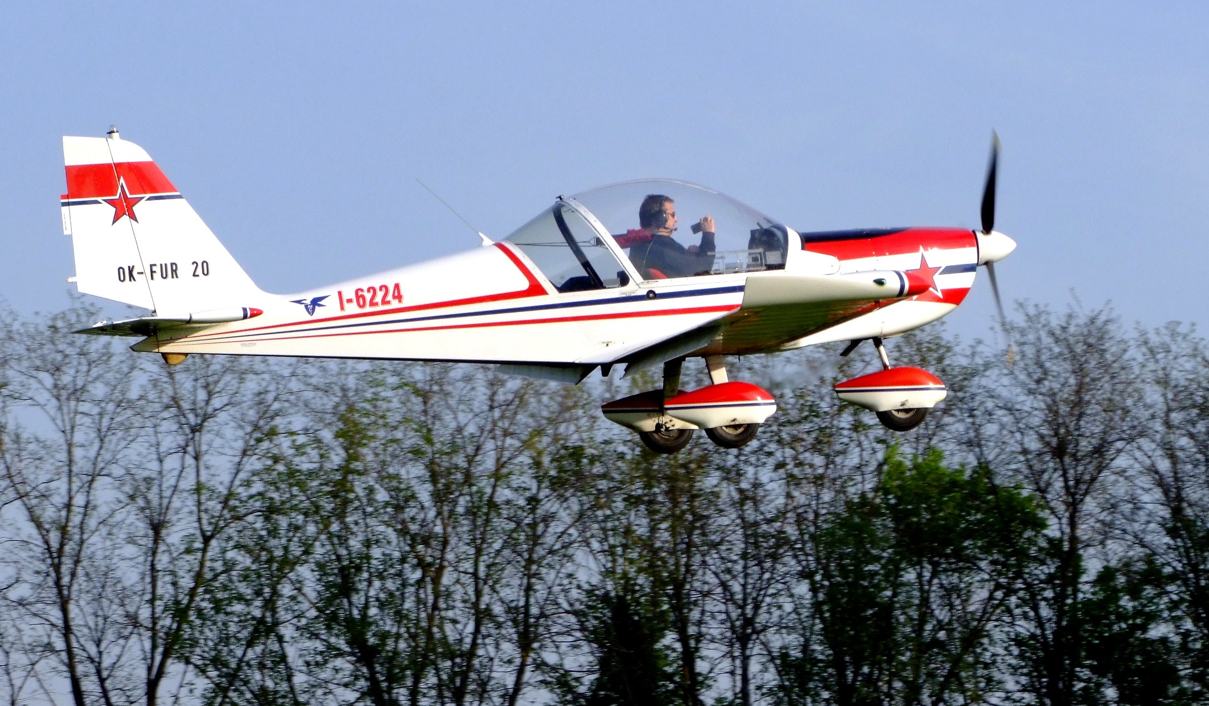 Do not use your mobile phone while driving