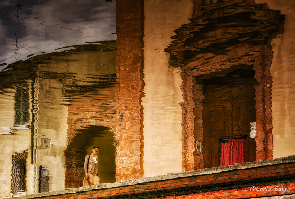 La domenica andando alla messa