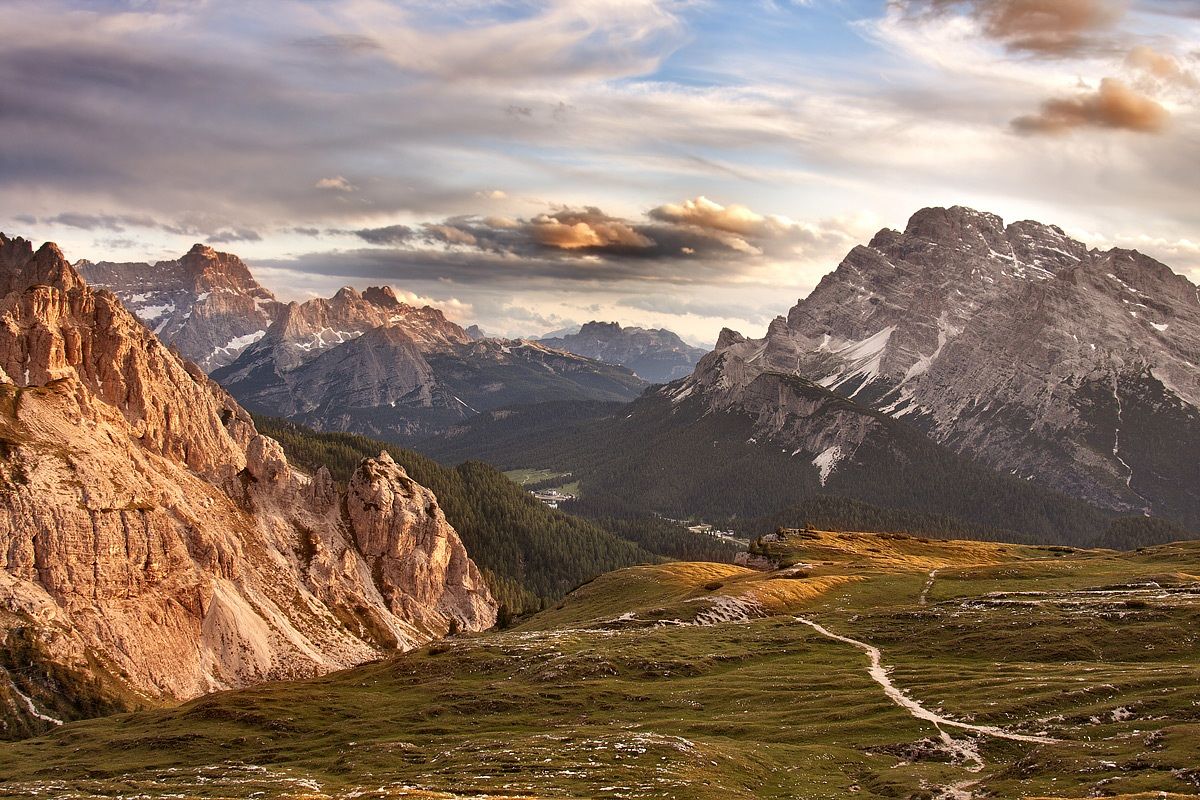 Sunset from the hut Auronzo