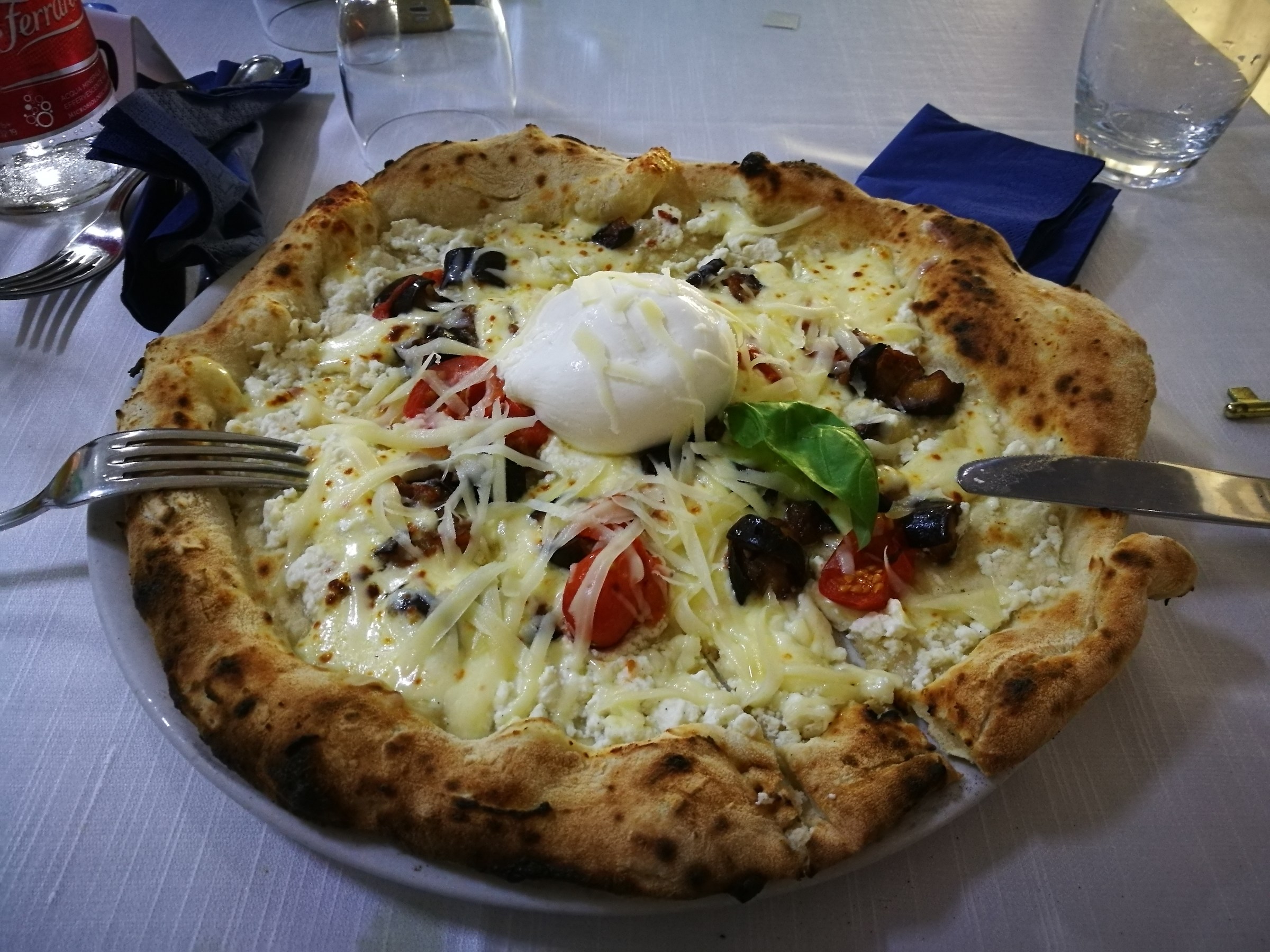 Buffalo Buttered Pizza