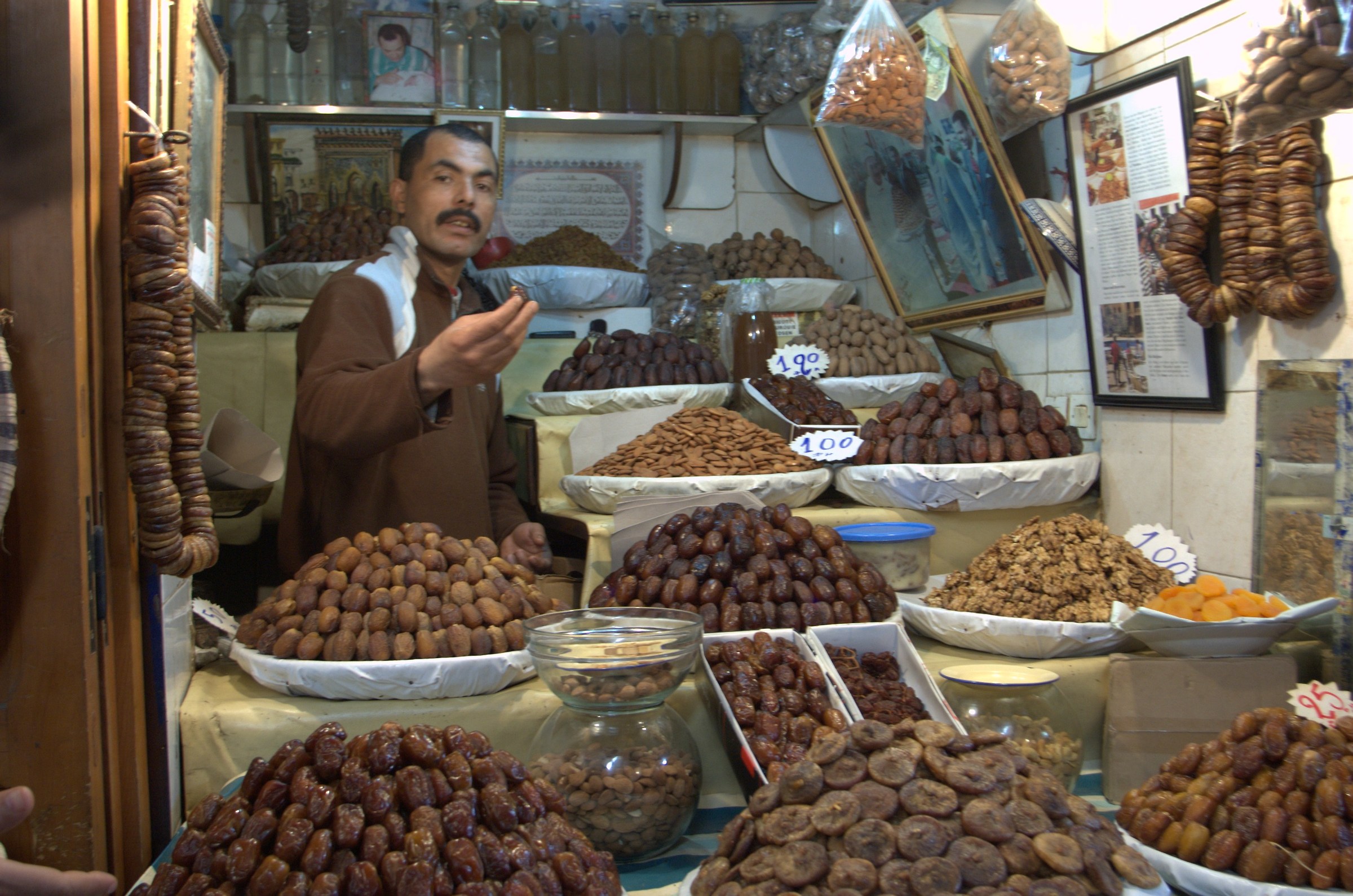 Il venditore di frutta secca