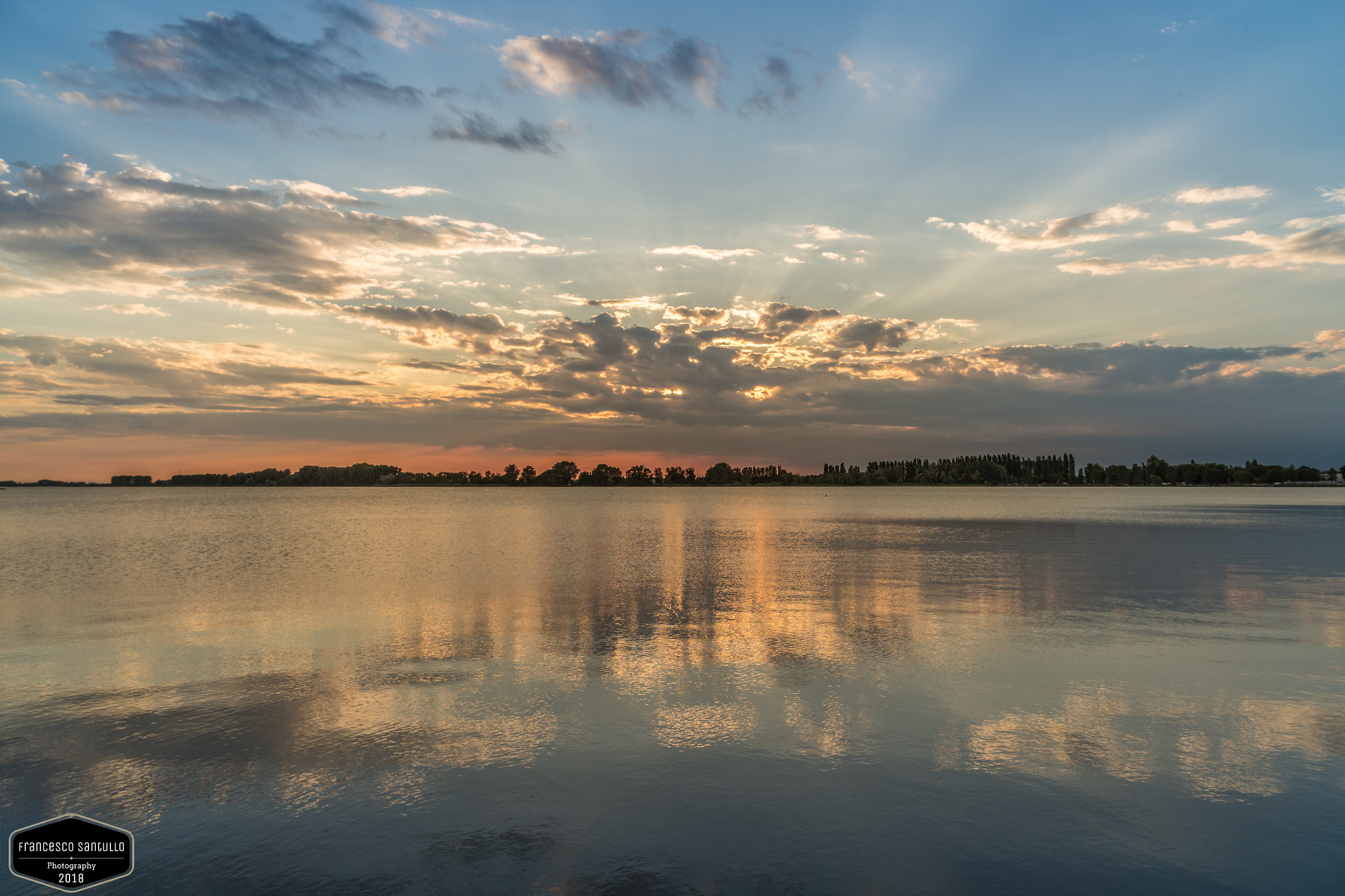 Il Lago Dorato(Mantua)...