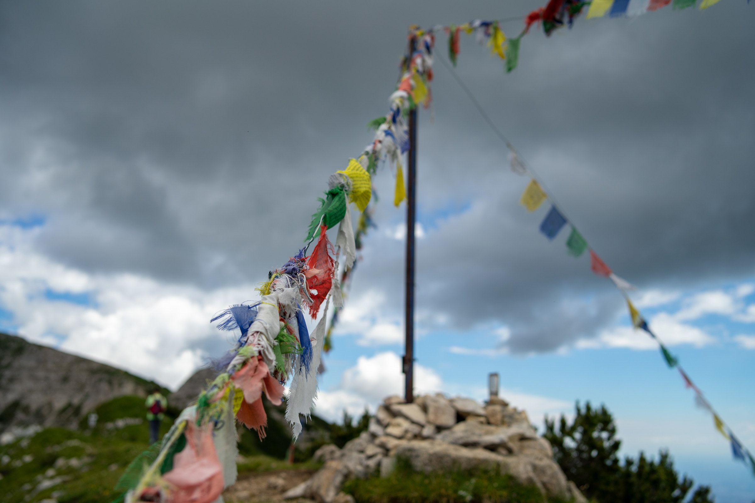 Bandiere tibetane sul carega