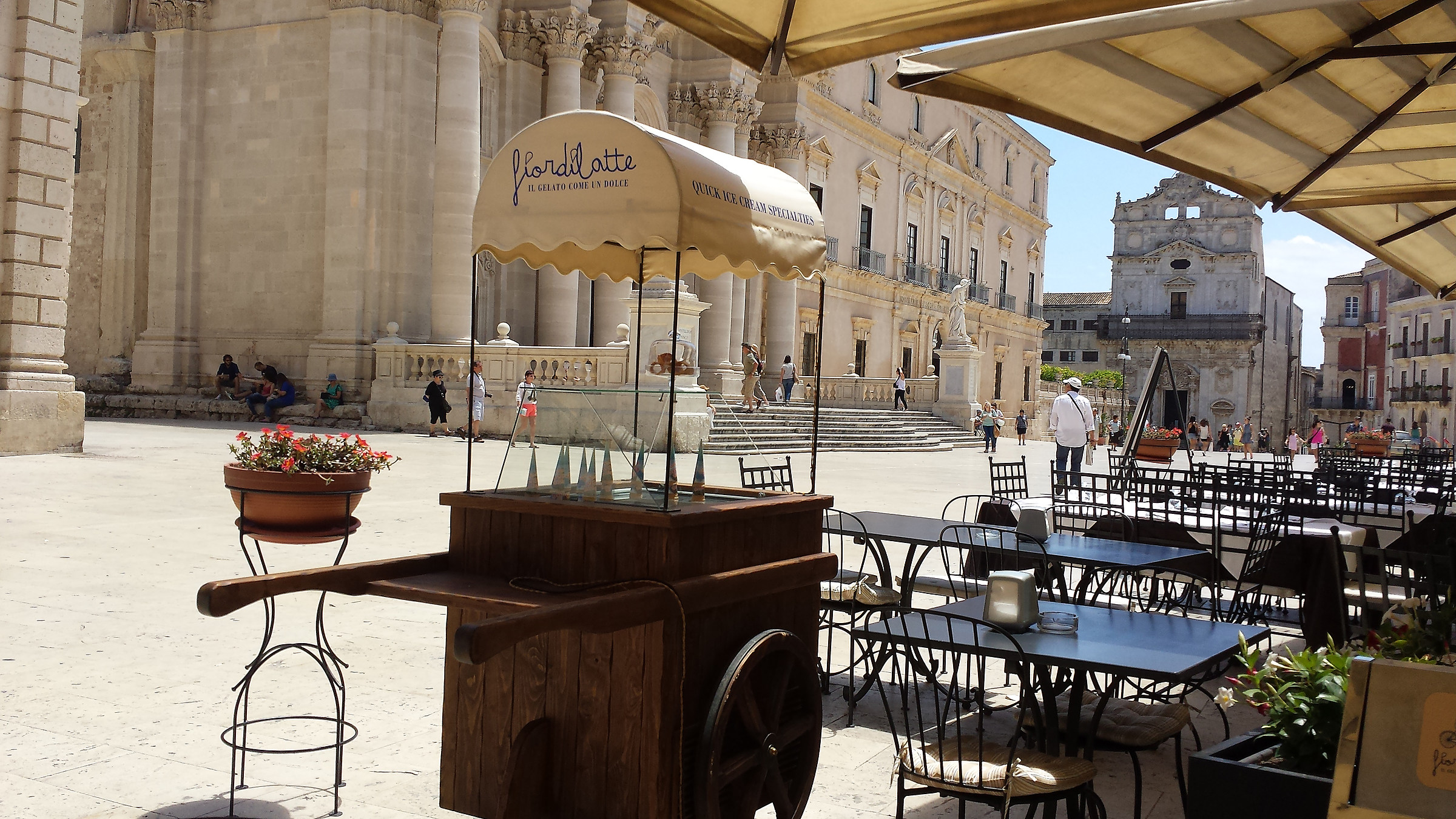 Solleone in Piazza Duomo