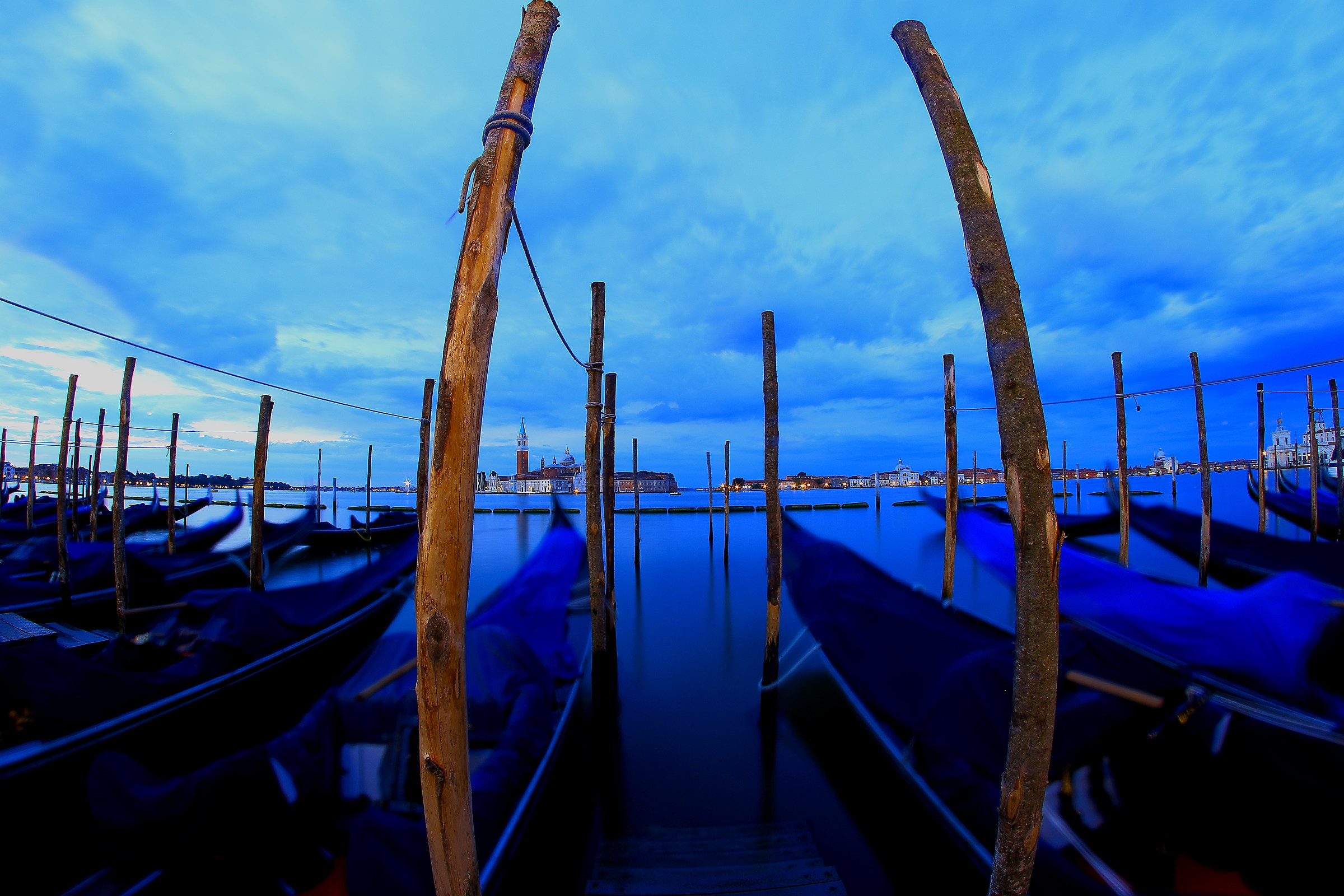 Blue Hour ' between the gondolas