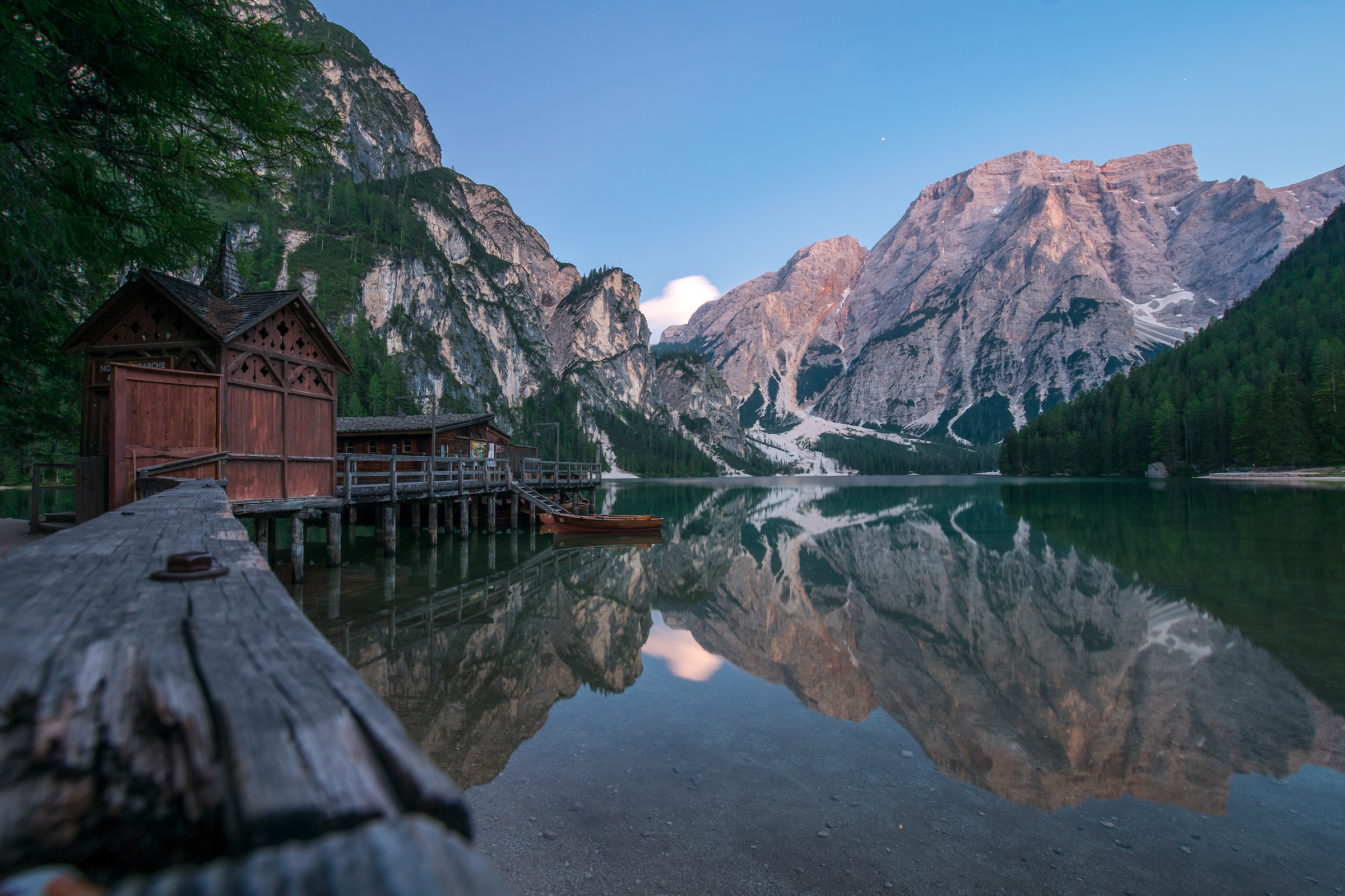 Lago di Braies serale