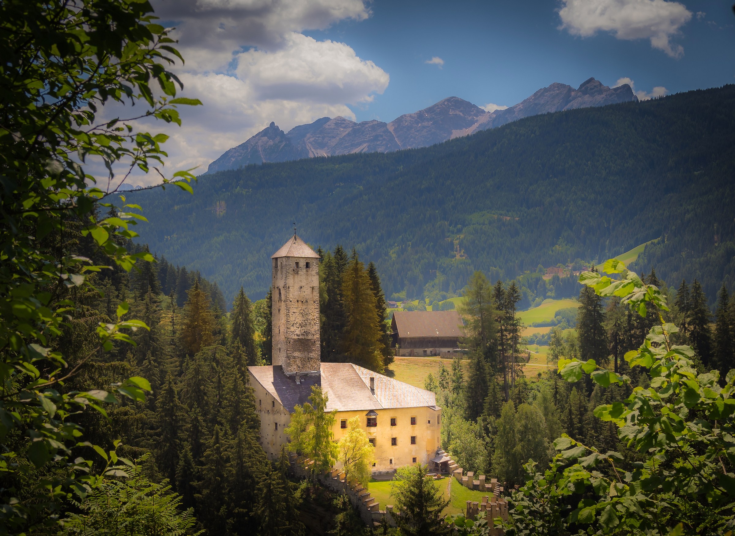 Castel Welsperg controluce