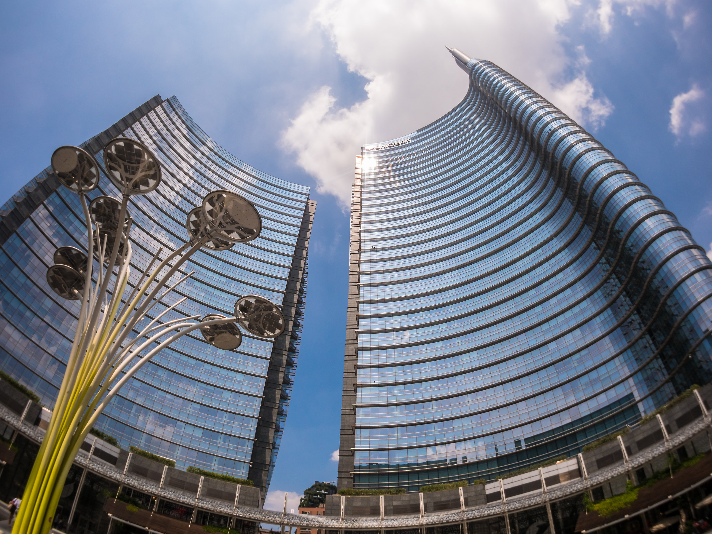 Piazza Gae Aulenti-Milalno