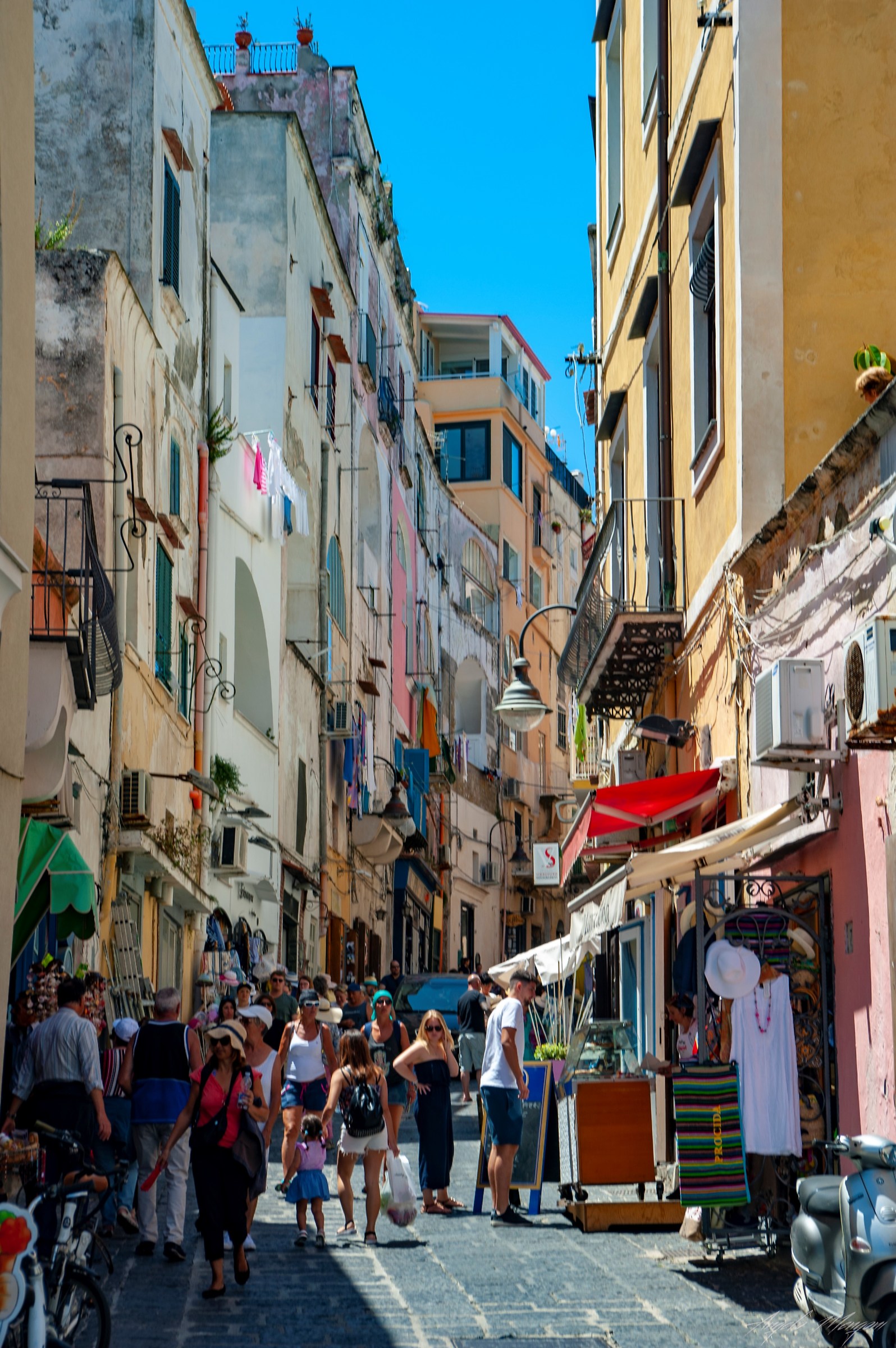 Glimpse Procida 17