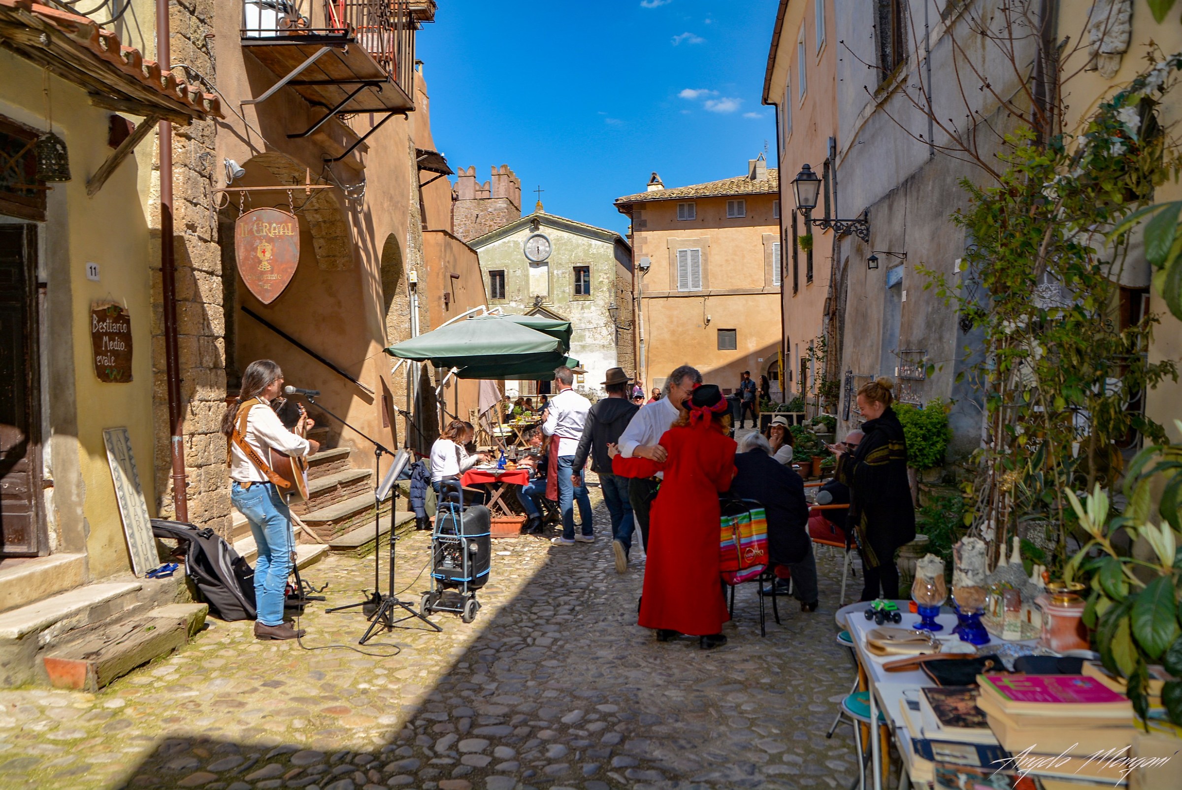 Calcata foreshortening 12