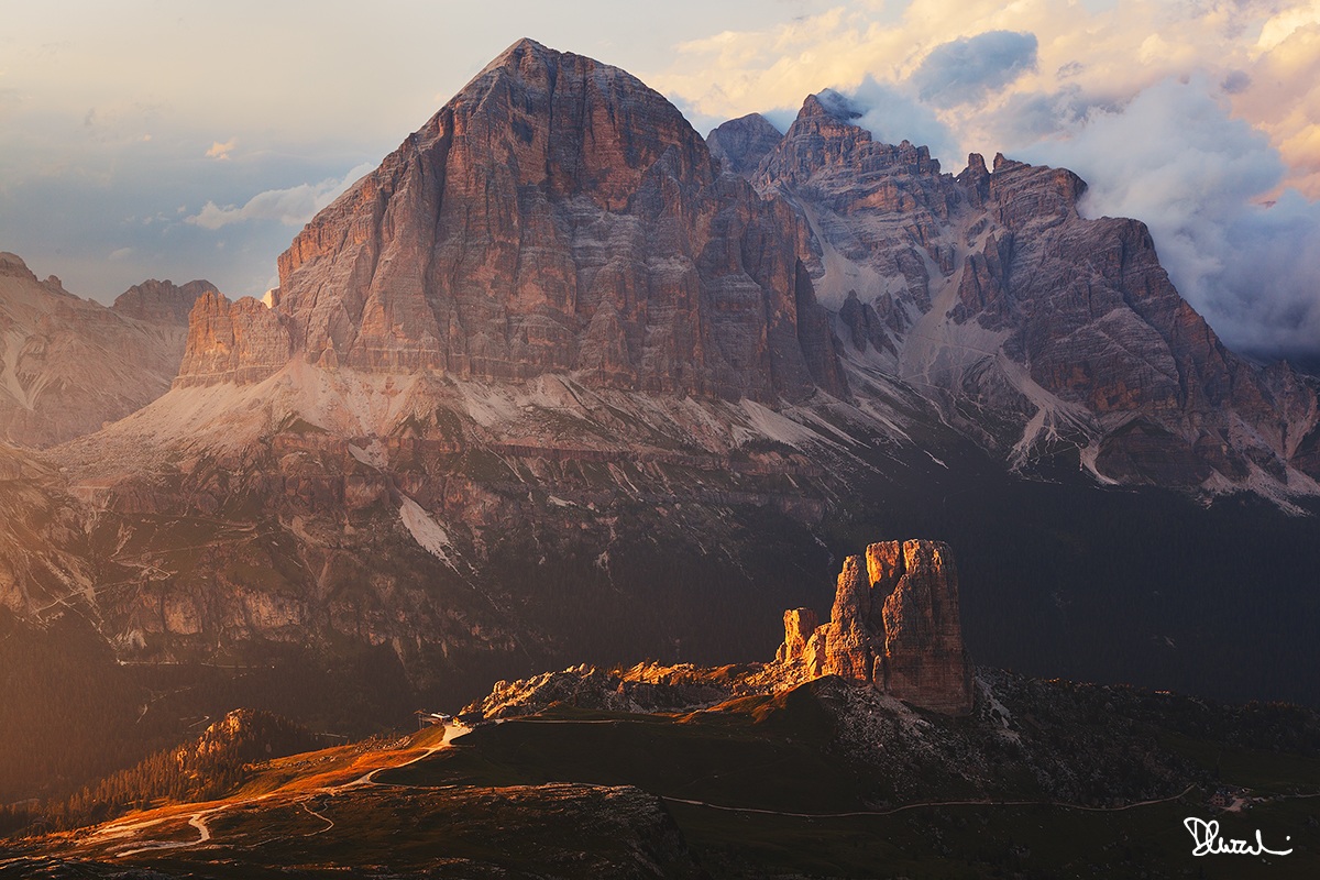 Lama di luce sulle Cinque Torri