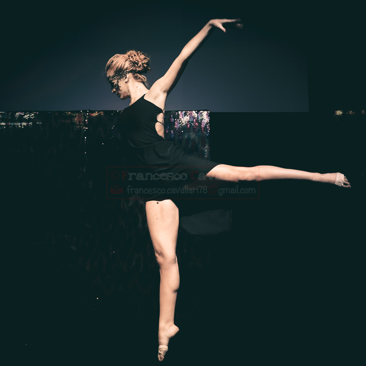 DANCING IN THE DARK FRAME PROJECT #4