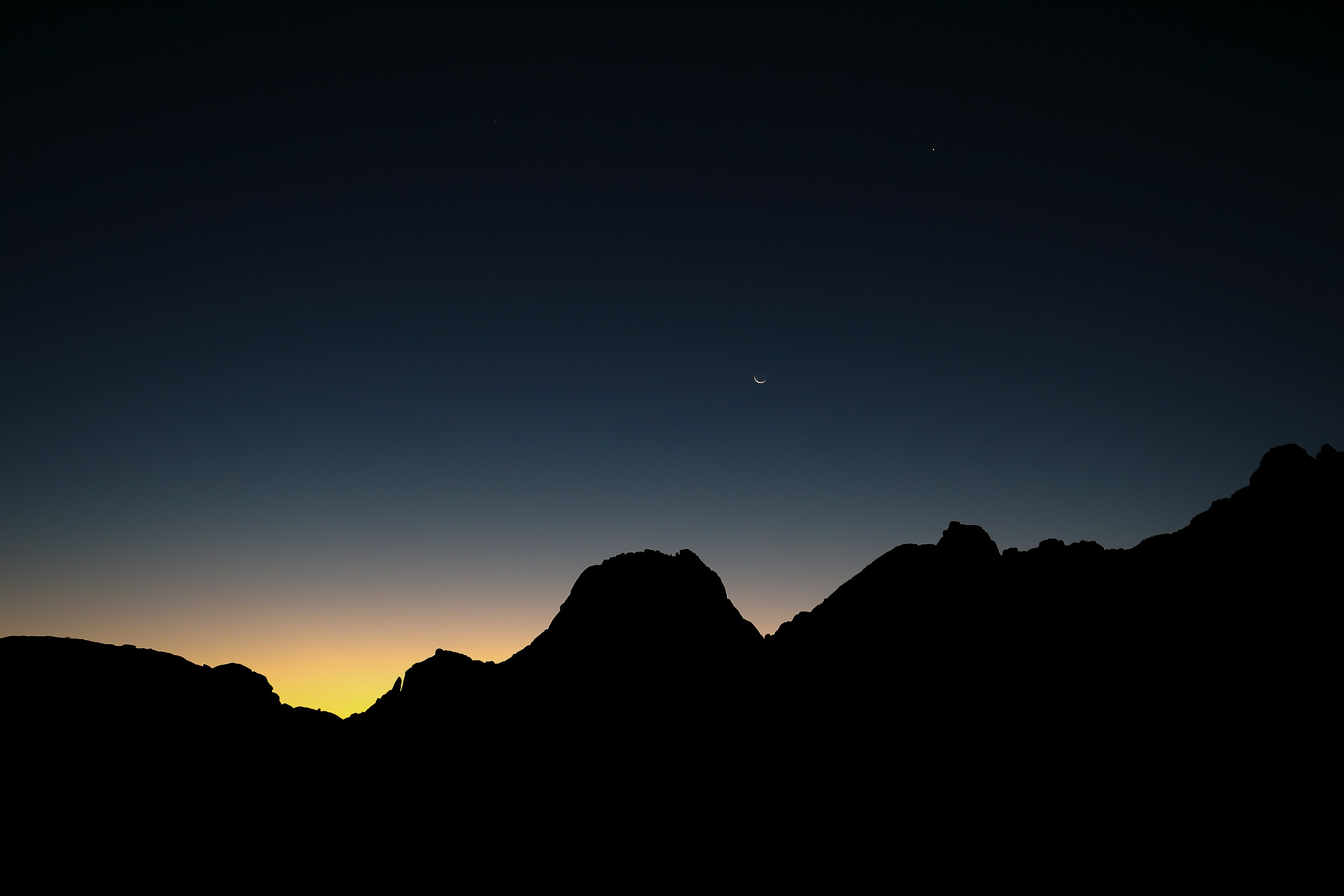 Il mooon e il Venus sopra Spitzkoppe