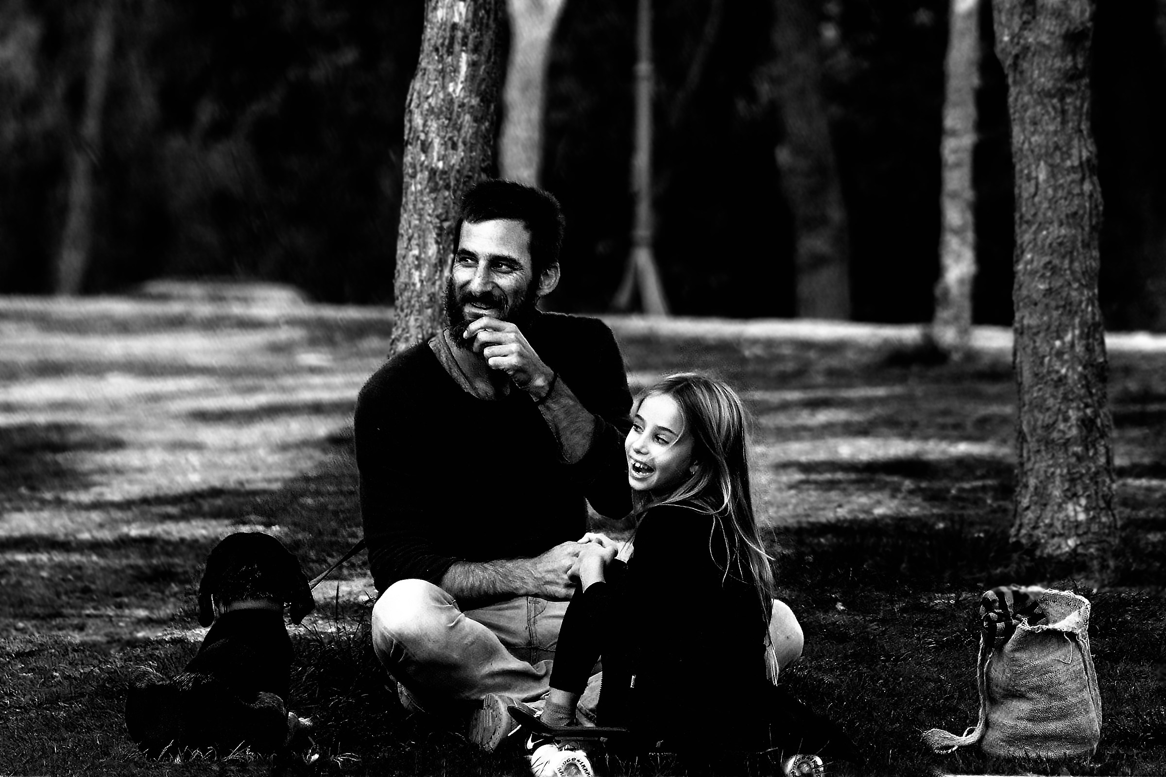 babbo e figlia e cane