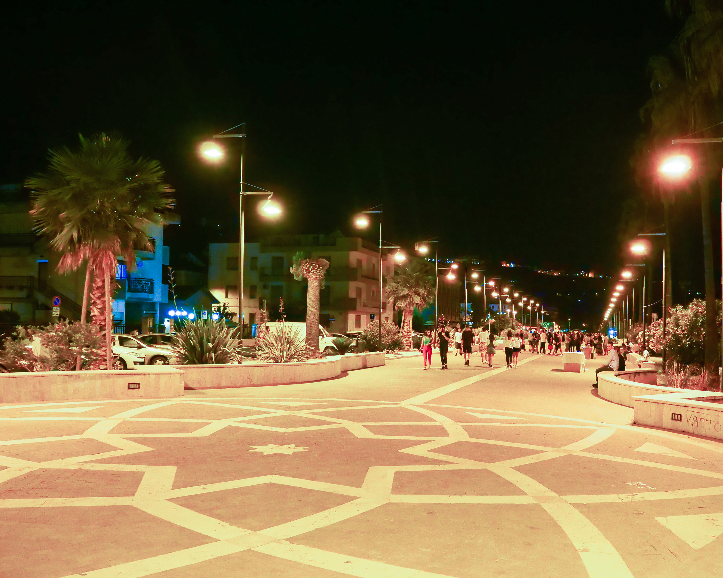 Vasto Marina: passeggiata ... di sera