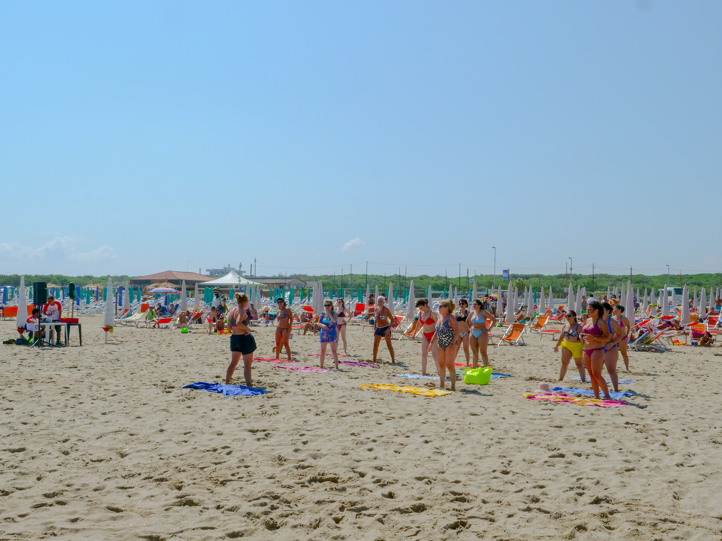 Risveglio muscolare in spiaggia